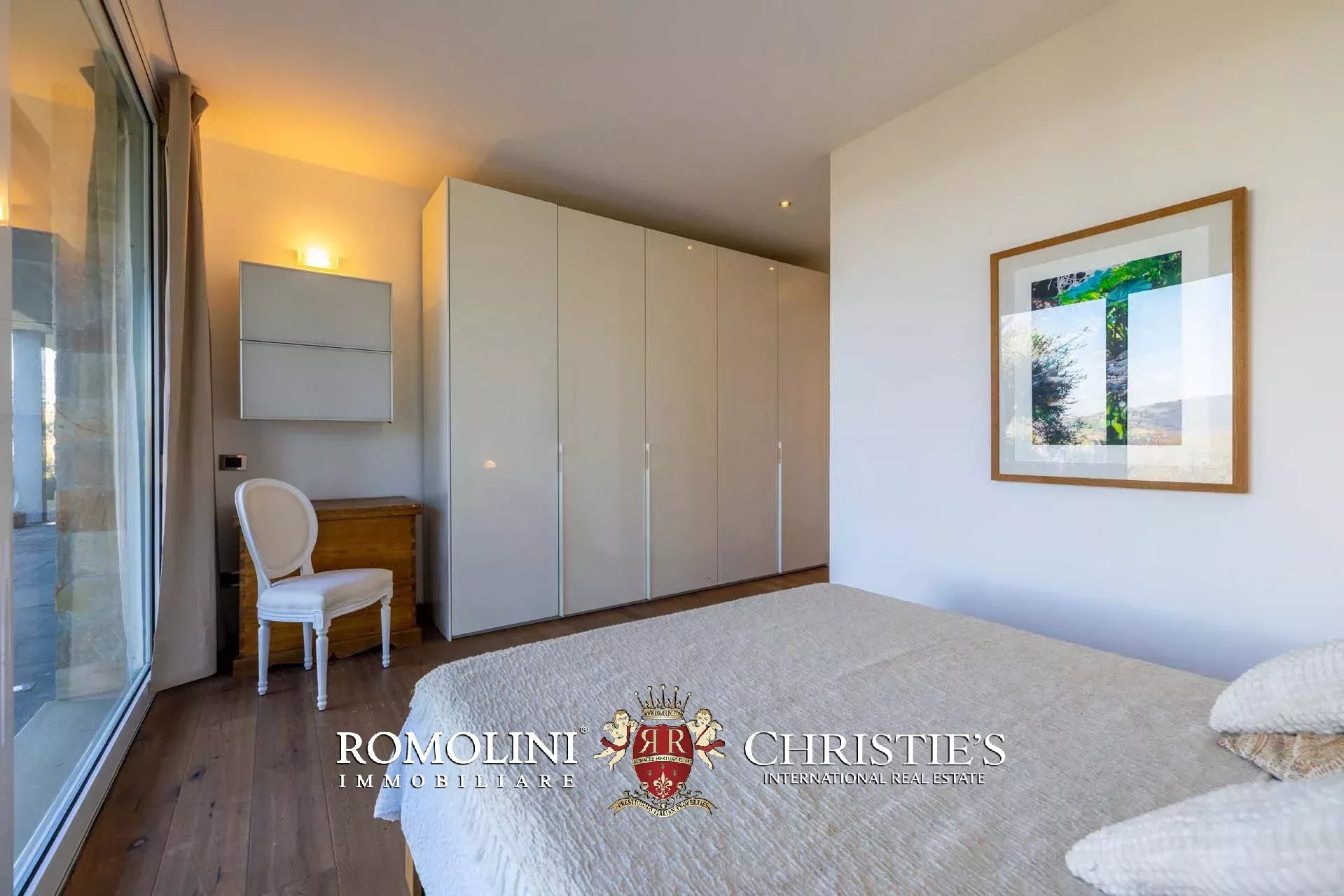 4 Bedroom Villa/Townhouse's Image 40