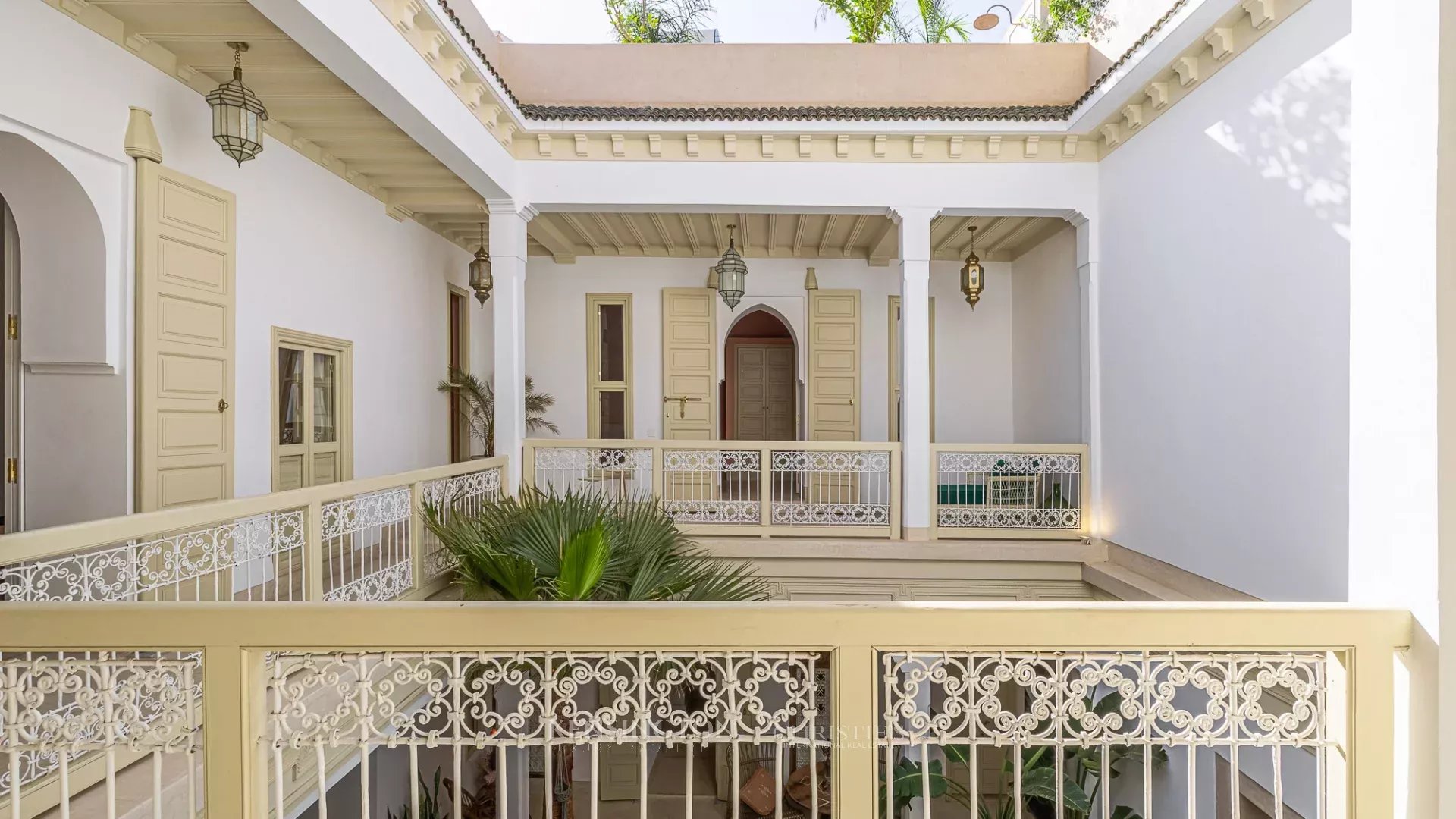 4 Bedroom Villa/Townhouse's Image 12