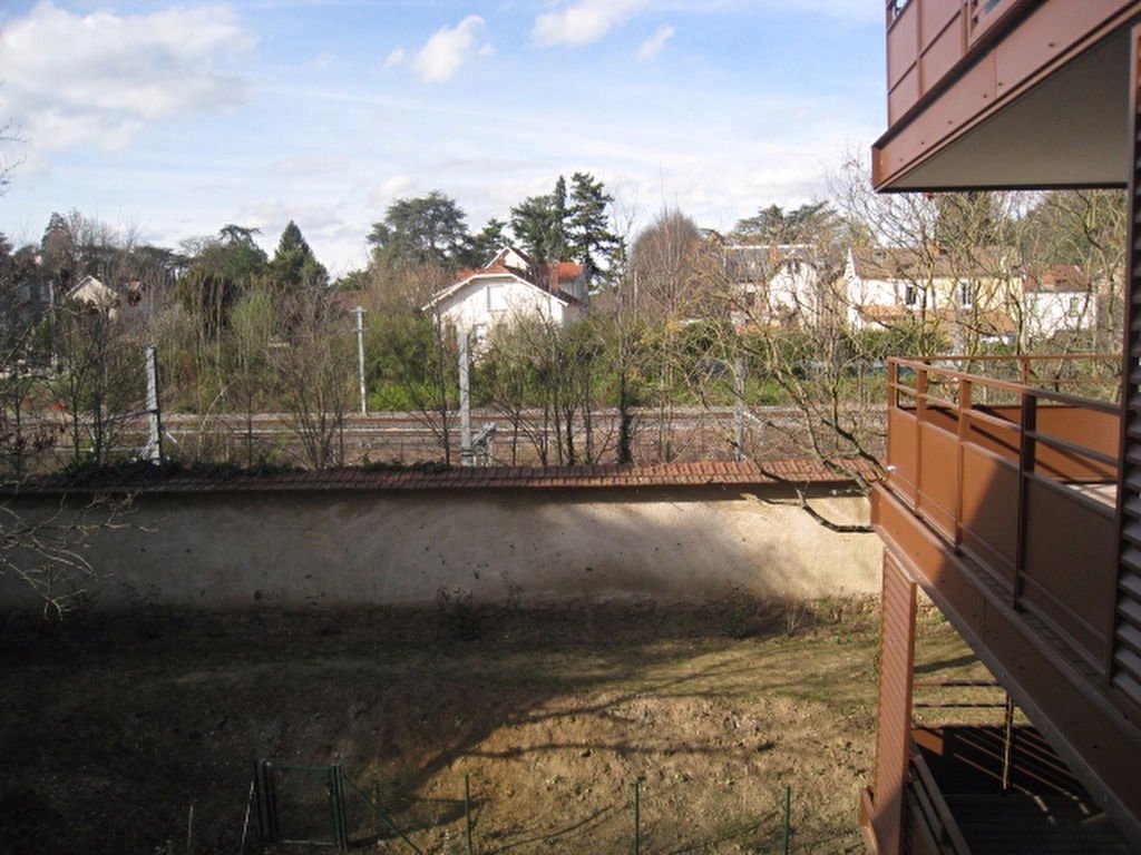 481374 Location Tassin-la-Demi-Lune