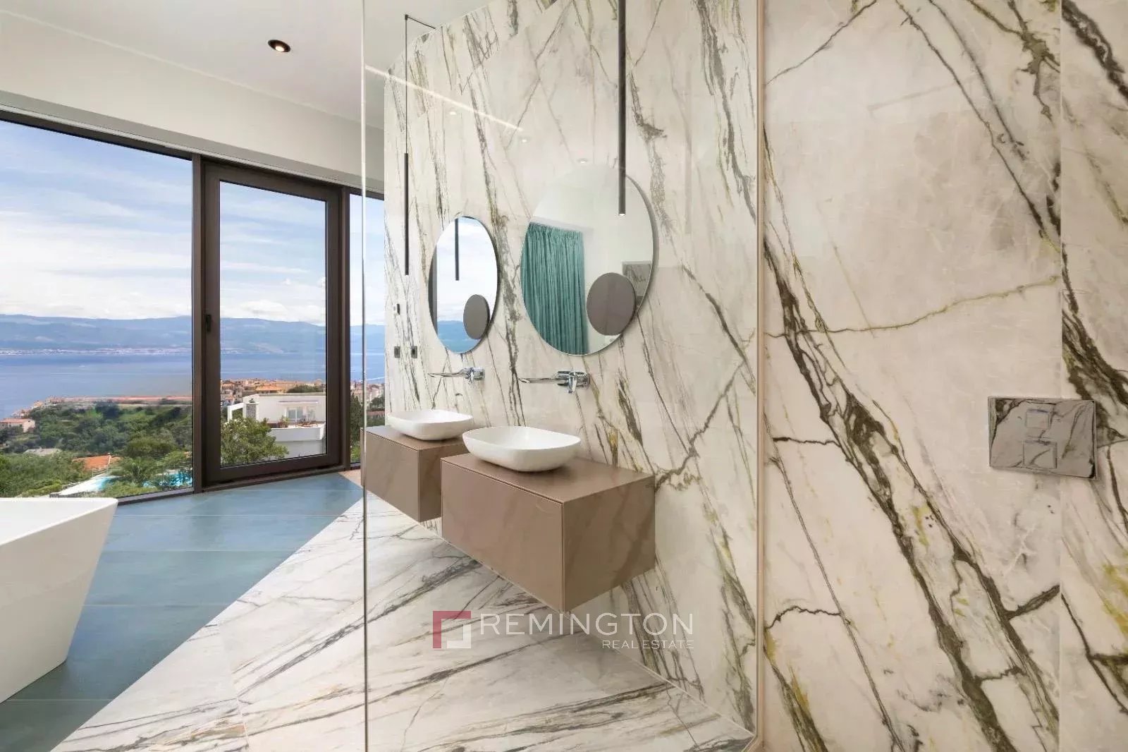 3 Bedroom Villa/Townhouse's Image 7