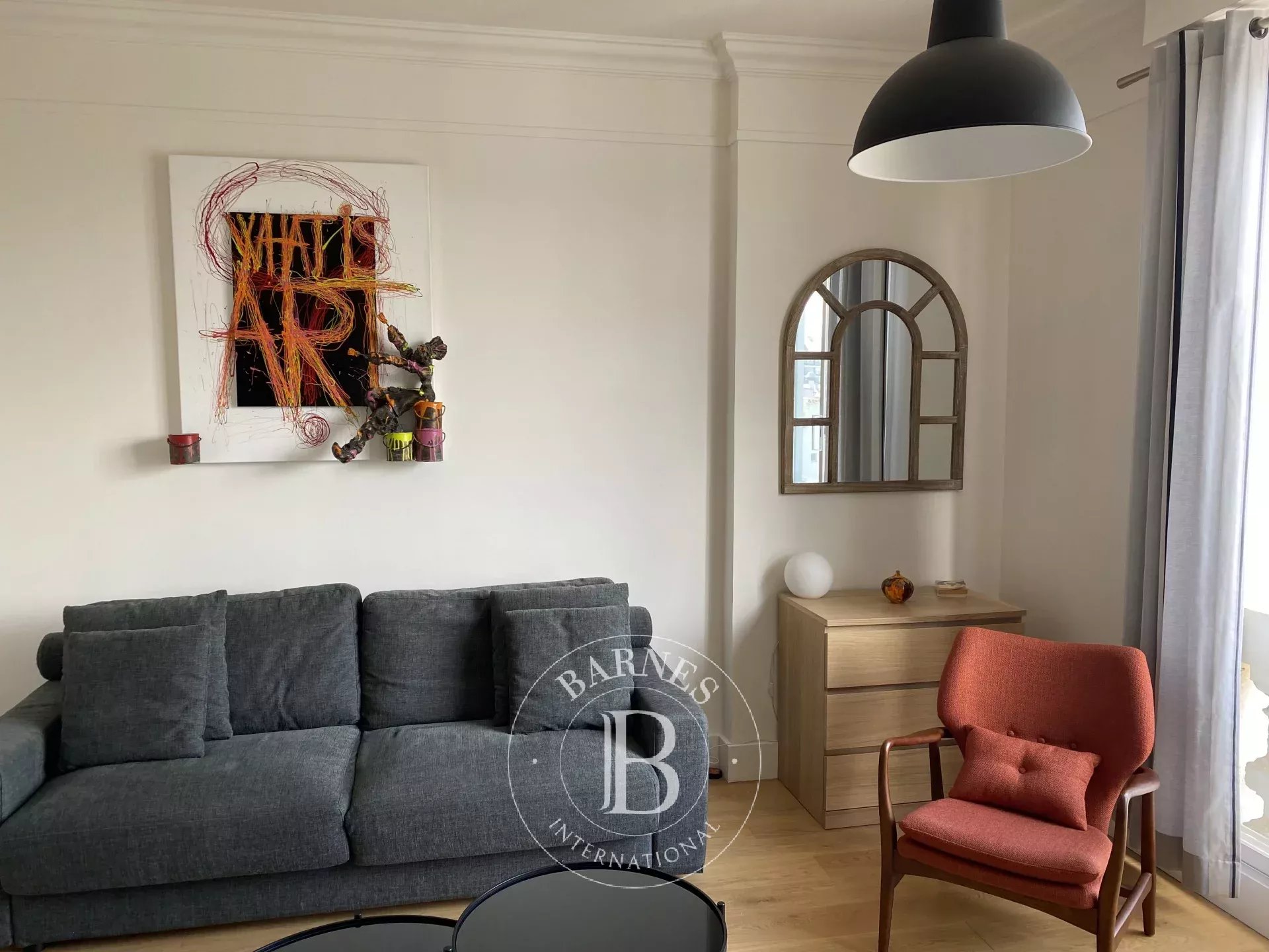 SAINT JEAN DE LUZ, APPARTEMENT DEVANT LA PLAGE.