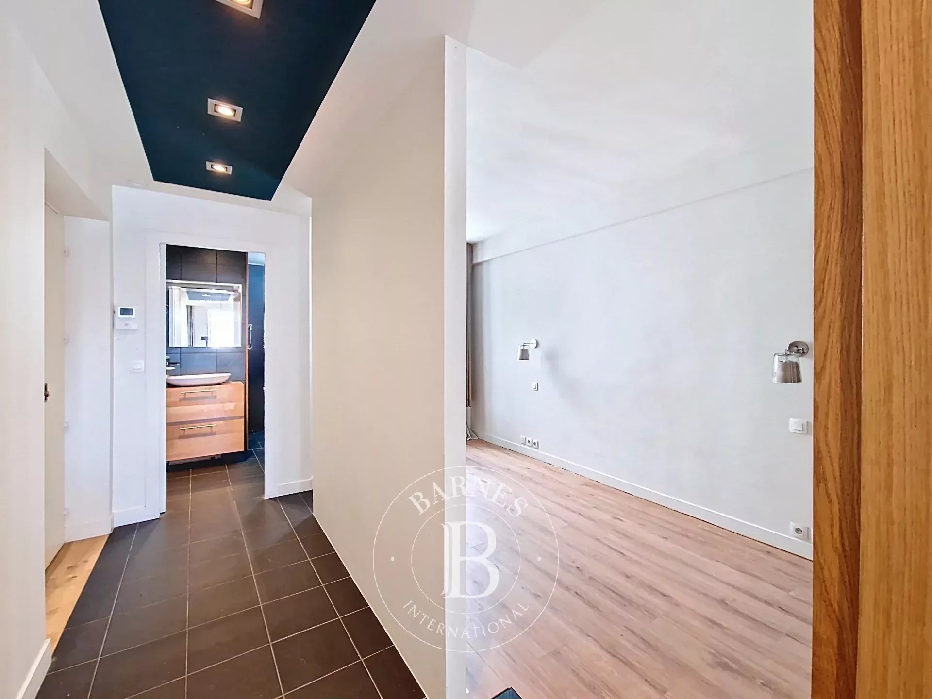 Daire Paris 6ème - picture 9