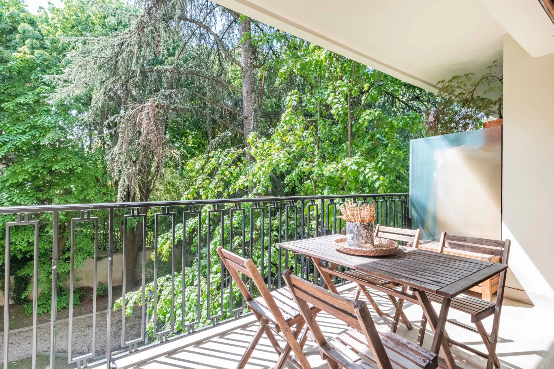 Neuilly-sur-Seine - SAINT-JAMES