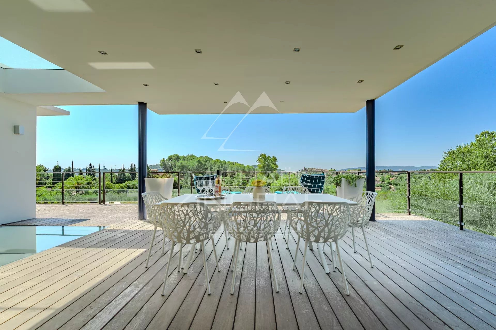 6 Bedroom Villa/Townhouse's Image 11