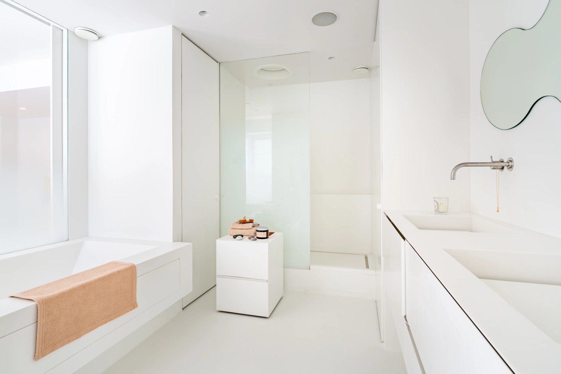 4 Bedroom Apartment/Flat's Image 9