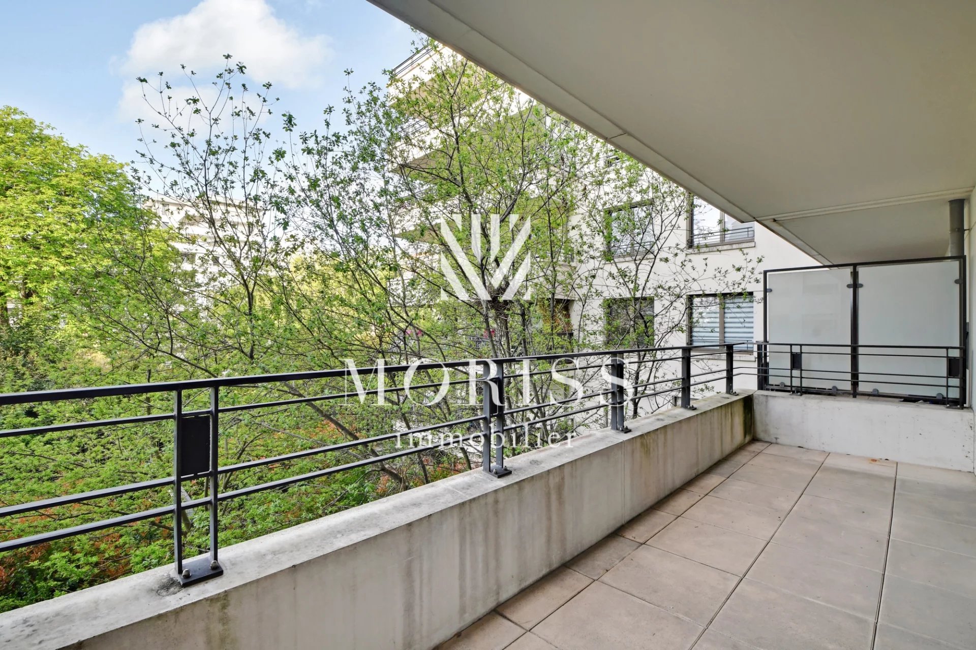 COURBEVOIE : Appartement 2 pièces 1 chambre avec terrasse - Image Array