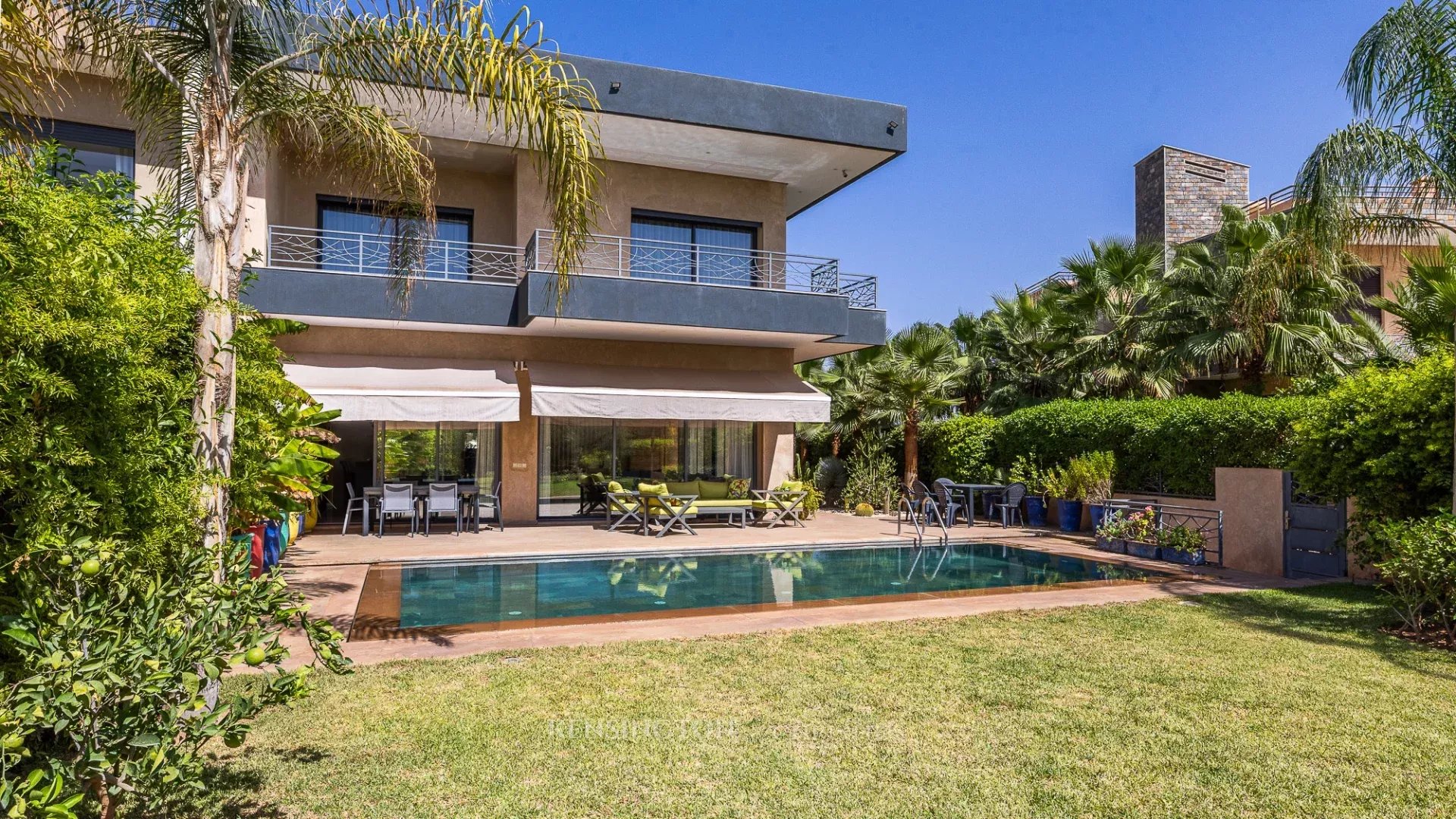 6 Bedroom Villa/Townhouse's Image 34