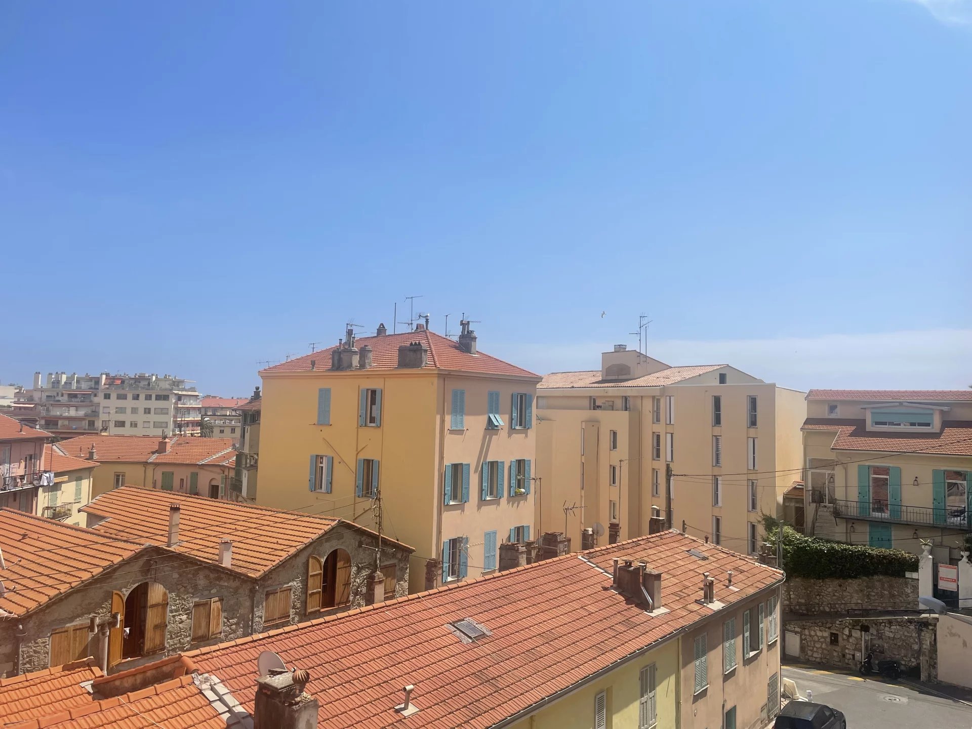 STUDIO QUARTIER DE LE GARE