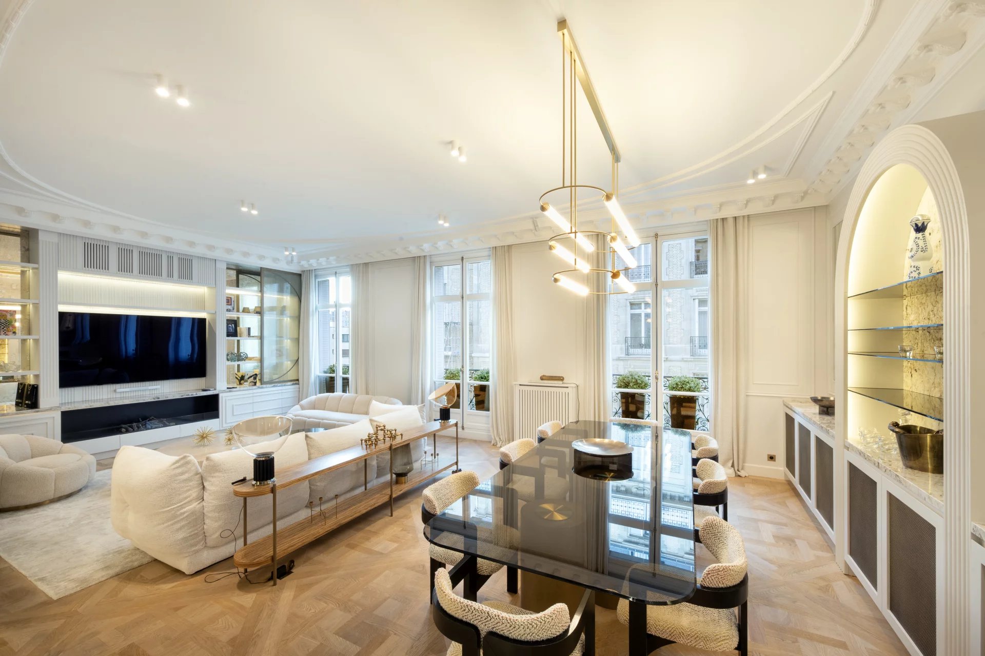 Sale Apartment Paris 16th