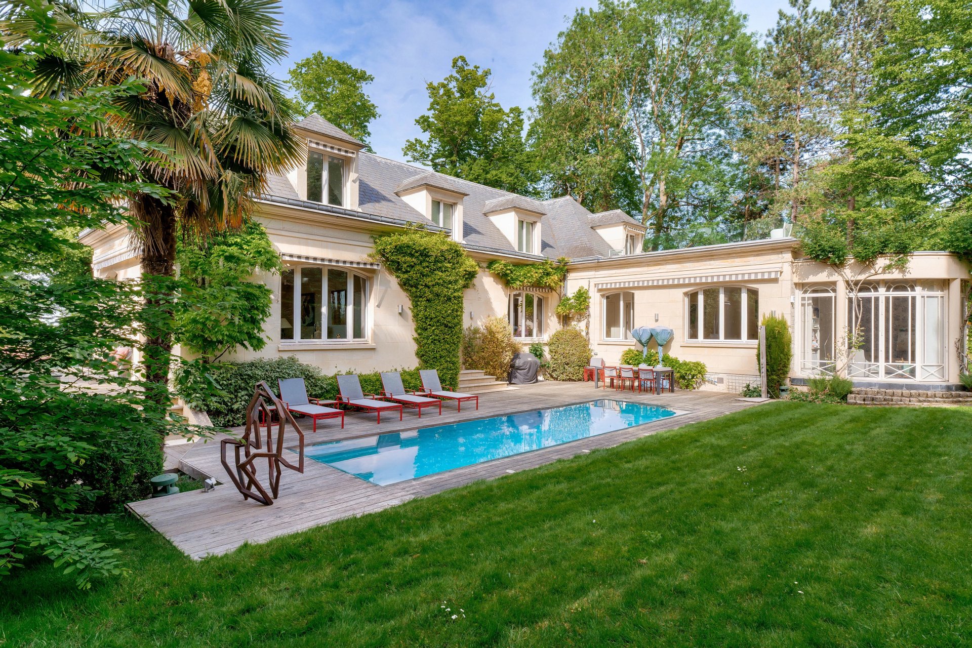 6 Bedroom Villa/Townhouse's Image 30