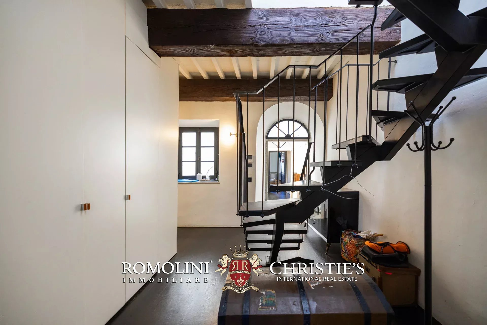 CASA CON GIARDINO IN VENDITA NEL CENTRO STORICO DI AREZZO
