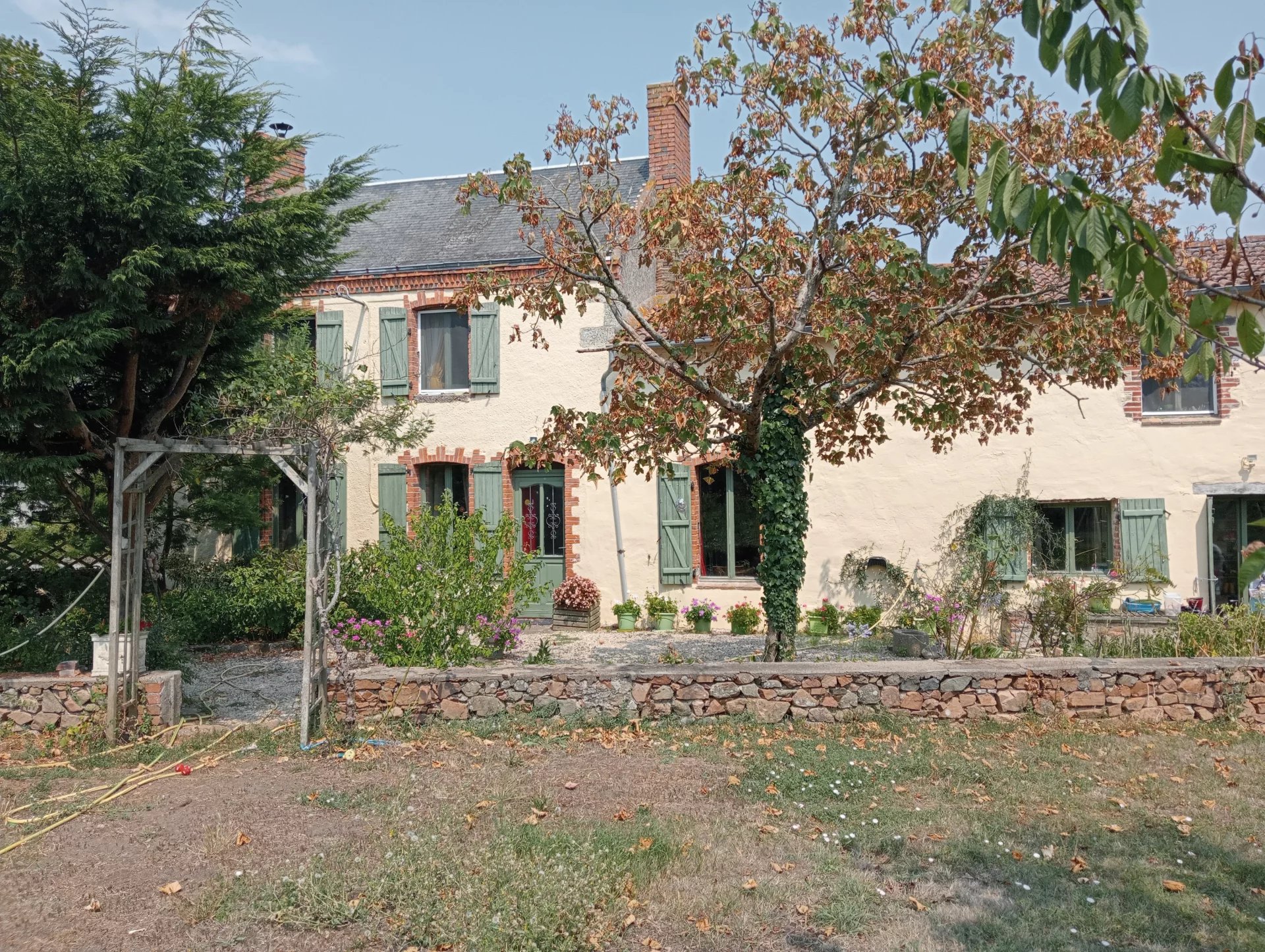House in Brion-pres-Thouet - view 1