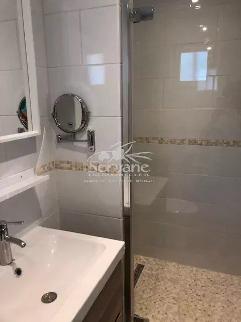 LORGUES PROVENCE FOR SALE COUNTRYSIDE HOUSE 4 BEDROOMS