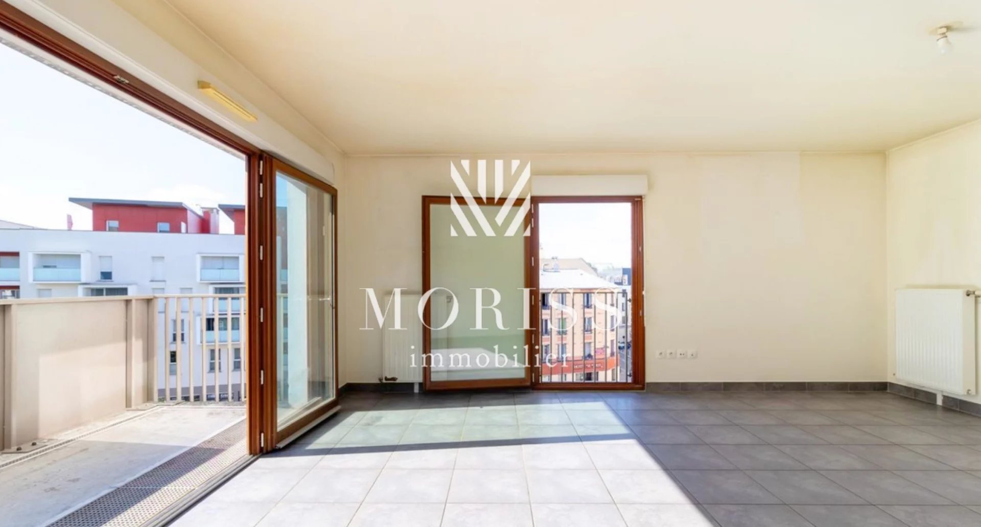 APPARTEMENT 4 PIÈCES / 81M2 / BALCON / PARKING - Image 1