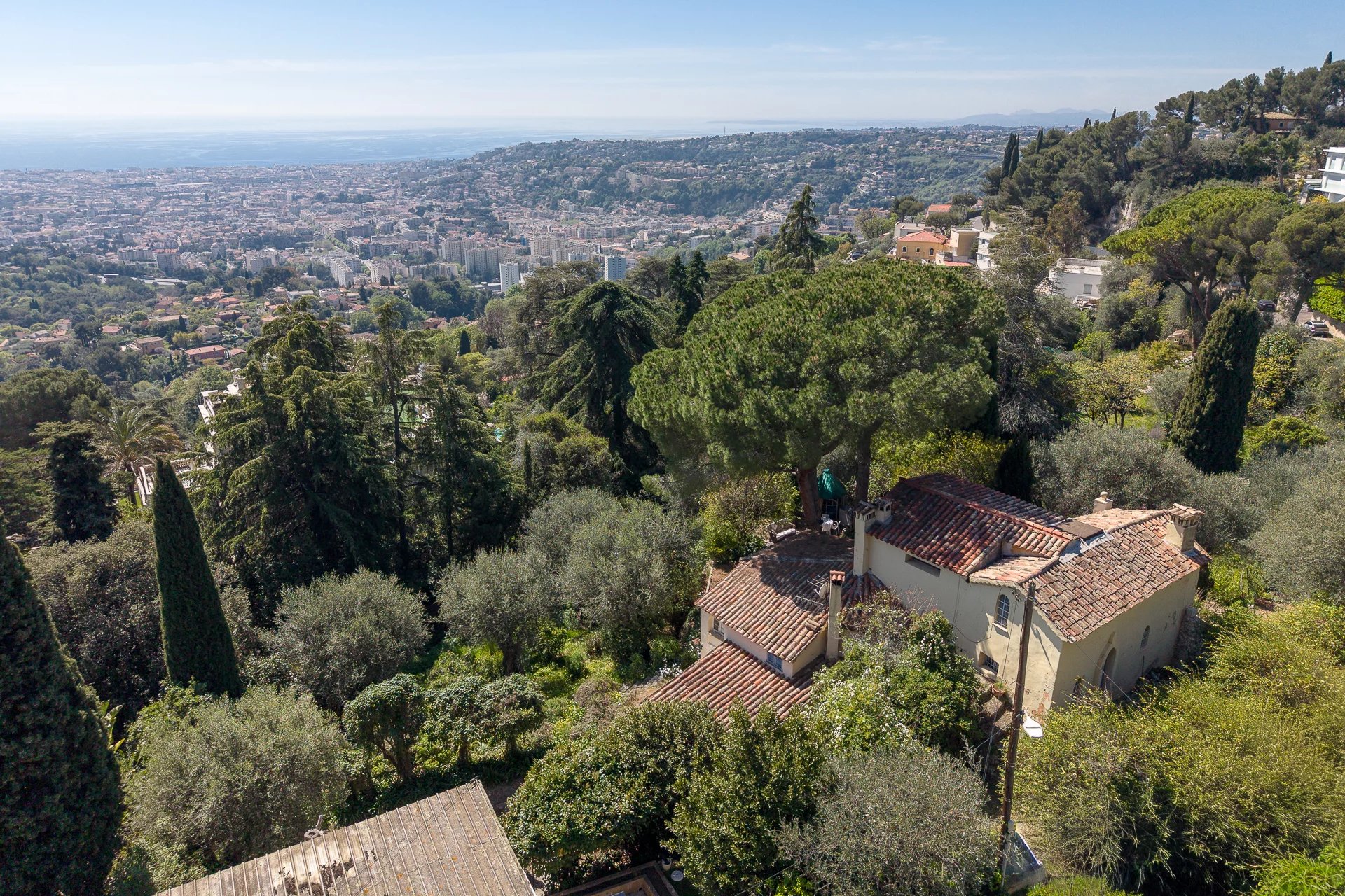 Nice - Haut Gairaut - Bastide de charme et terrain d’exception vue mer