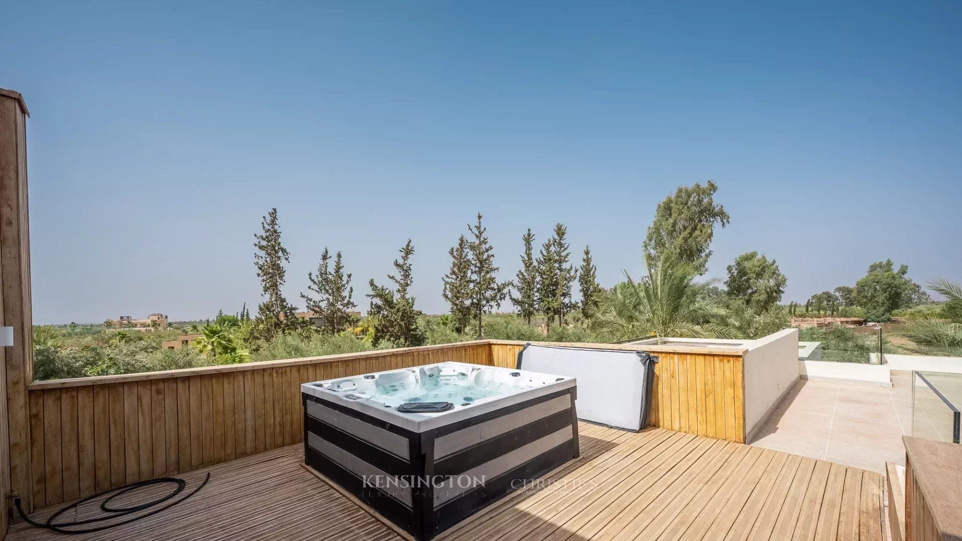5 Bedroom Villa/Townhouse's Image 11