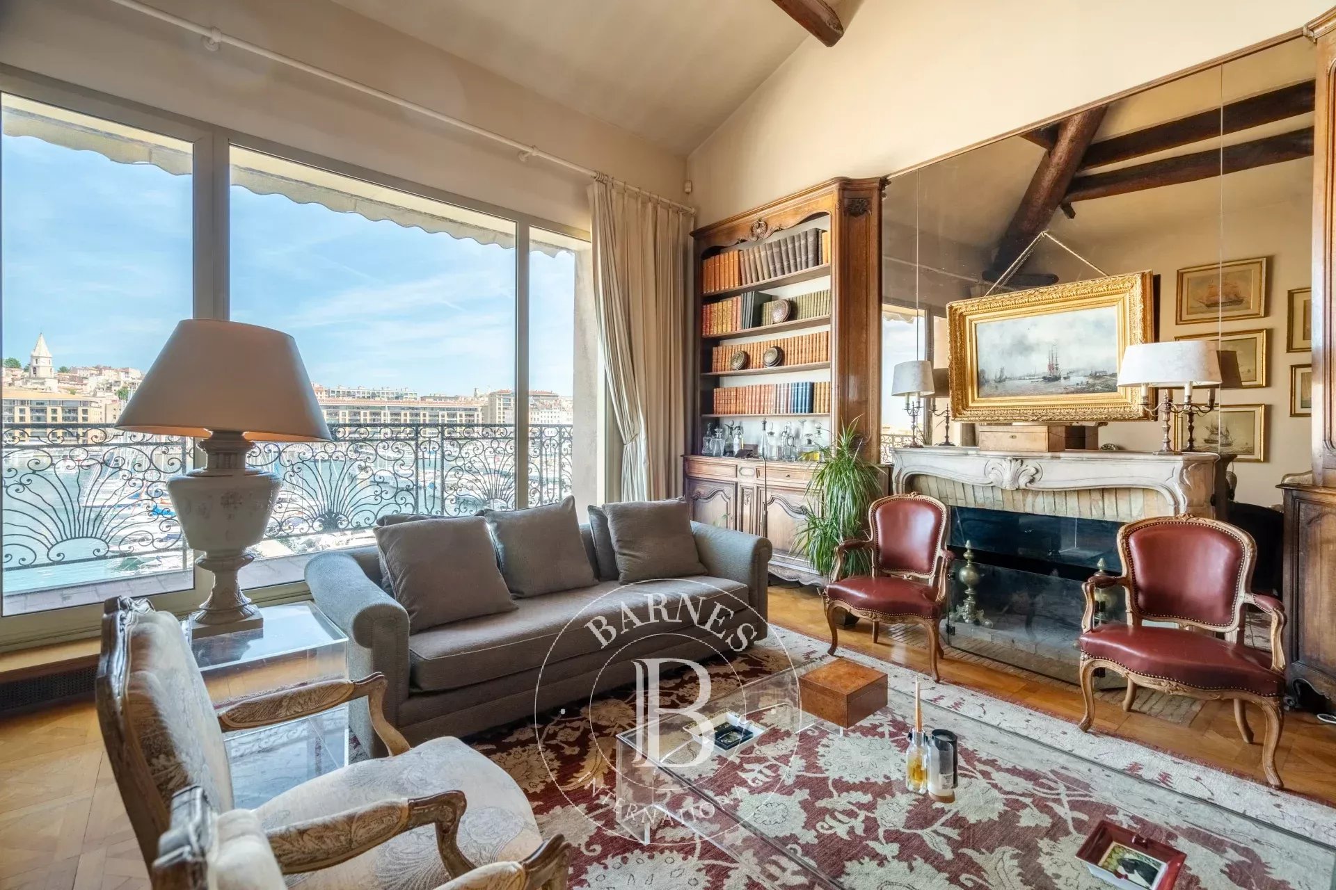 FOR SALE - MARSEILLE - 13007 - VIEUX-PORT - PANORAMIC VIEW - APARTMENT - 6 ROOMS - BALCONY