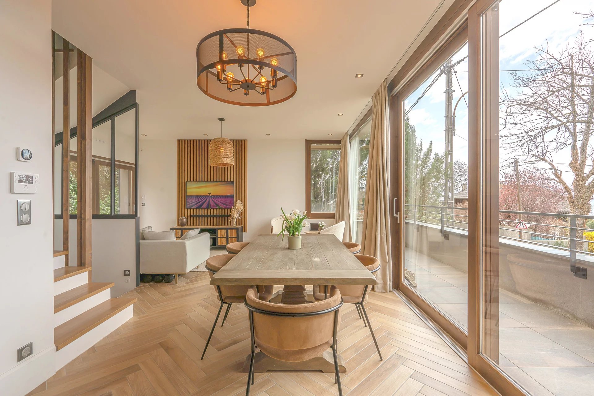 Maison d'exception avec rooftop et vue sur le lac