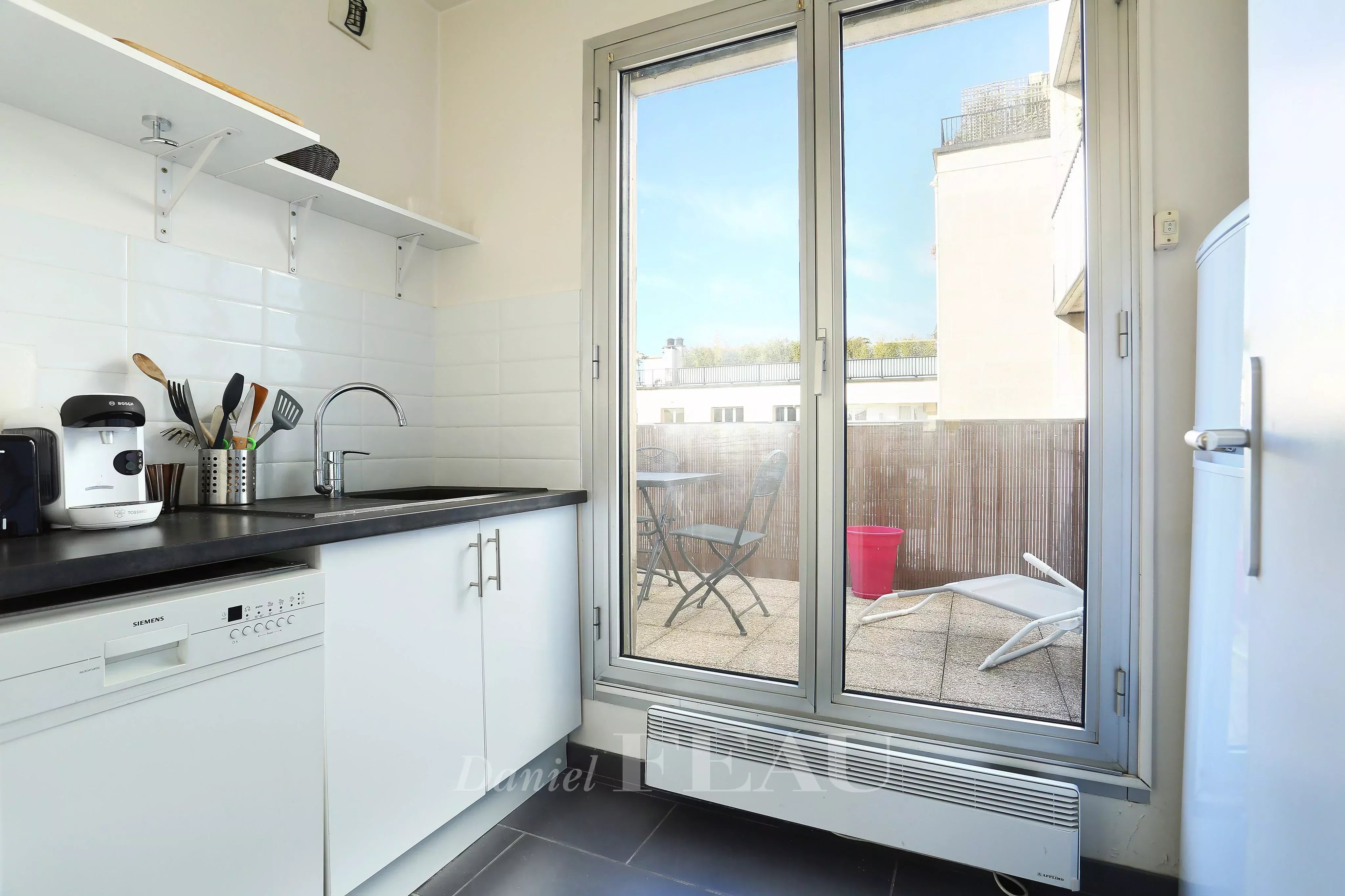 Rental Apartment Neuilly-sur-Seine