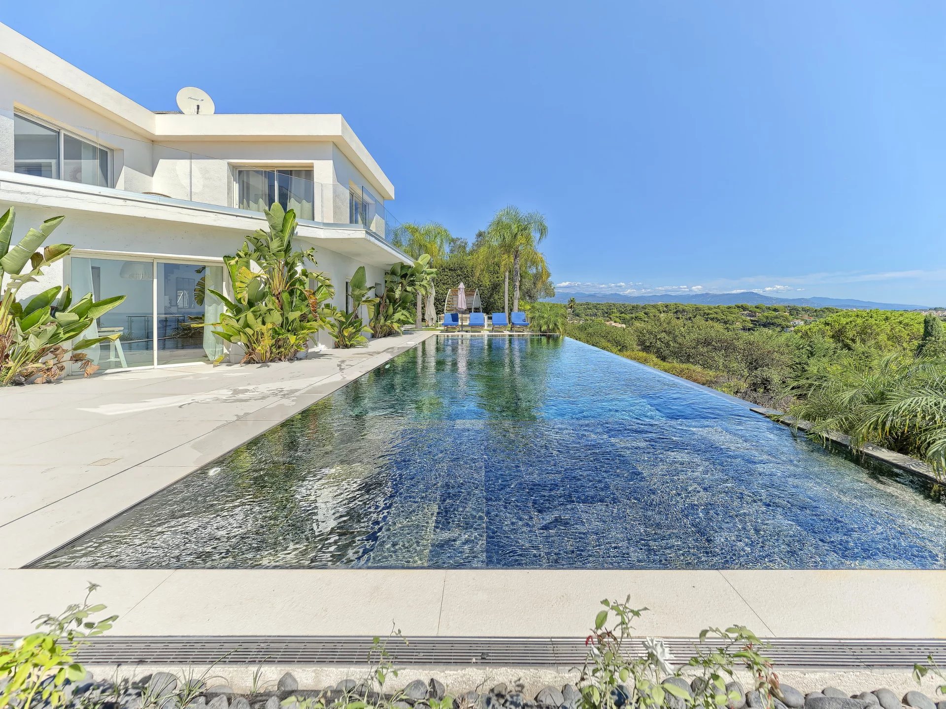 Panoramic sea view  over the Islands and Cap d'Antibes