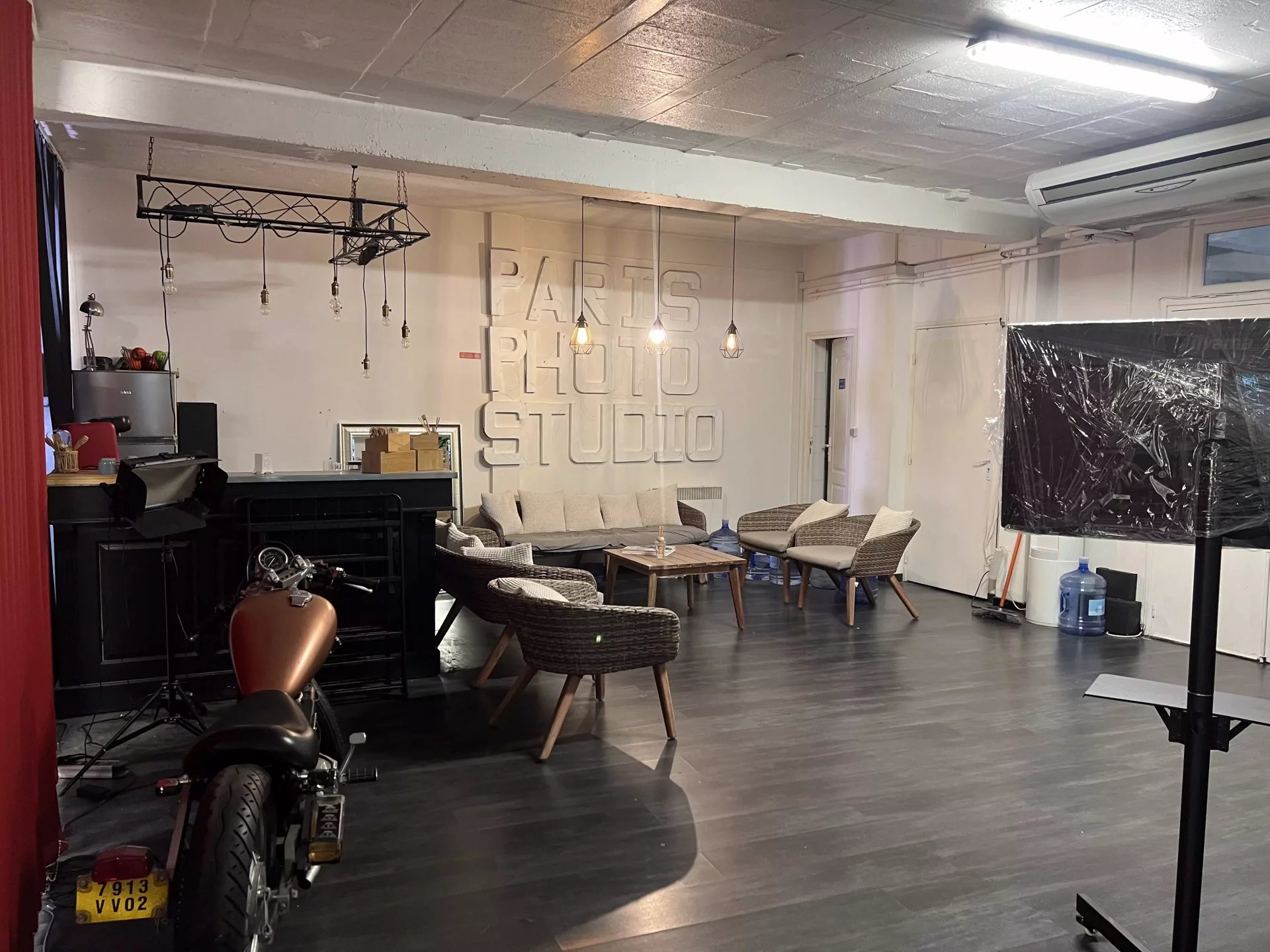 Local commercial - Image 1