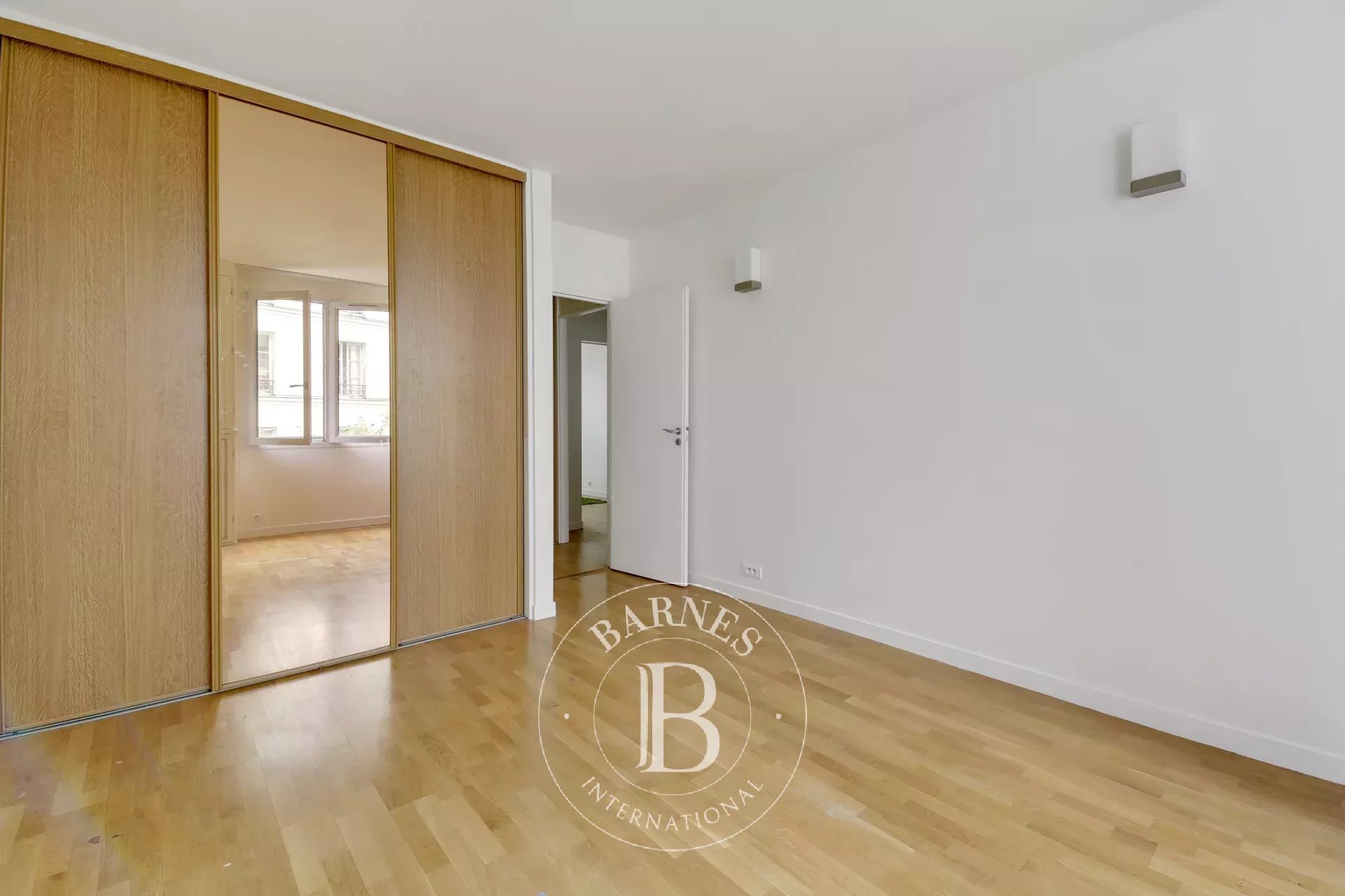 Daire Paris 7ème - picture 9