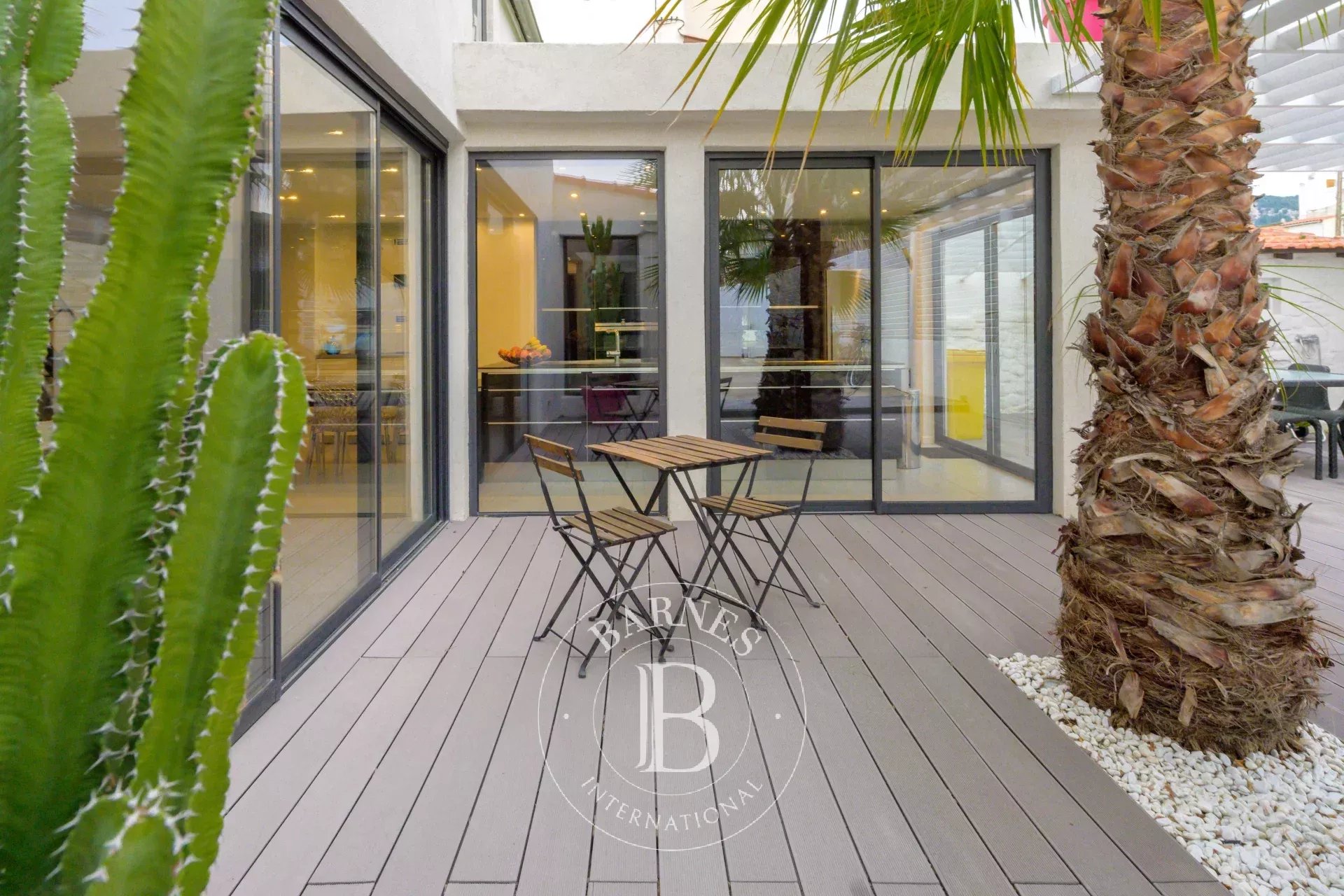 Ev Marseille 8ème - picture 14