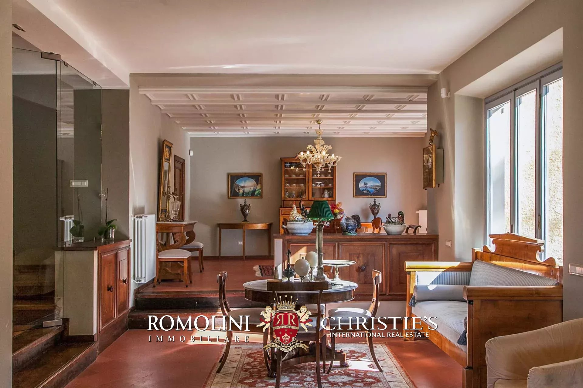 5 Bedroom Villa/Townhouse's Image 33