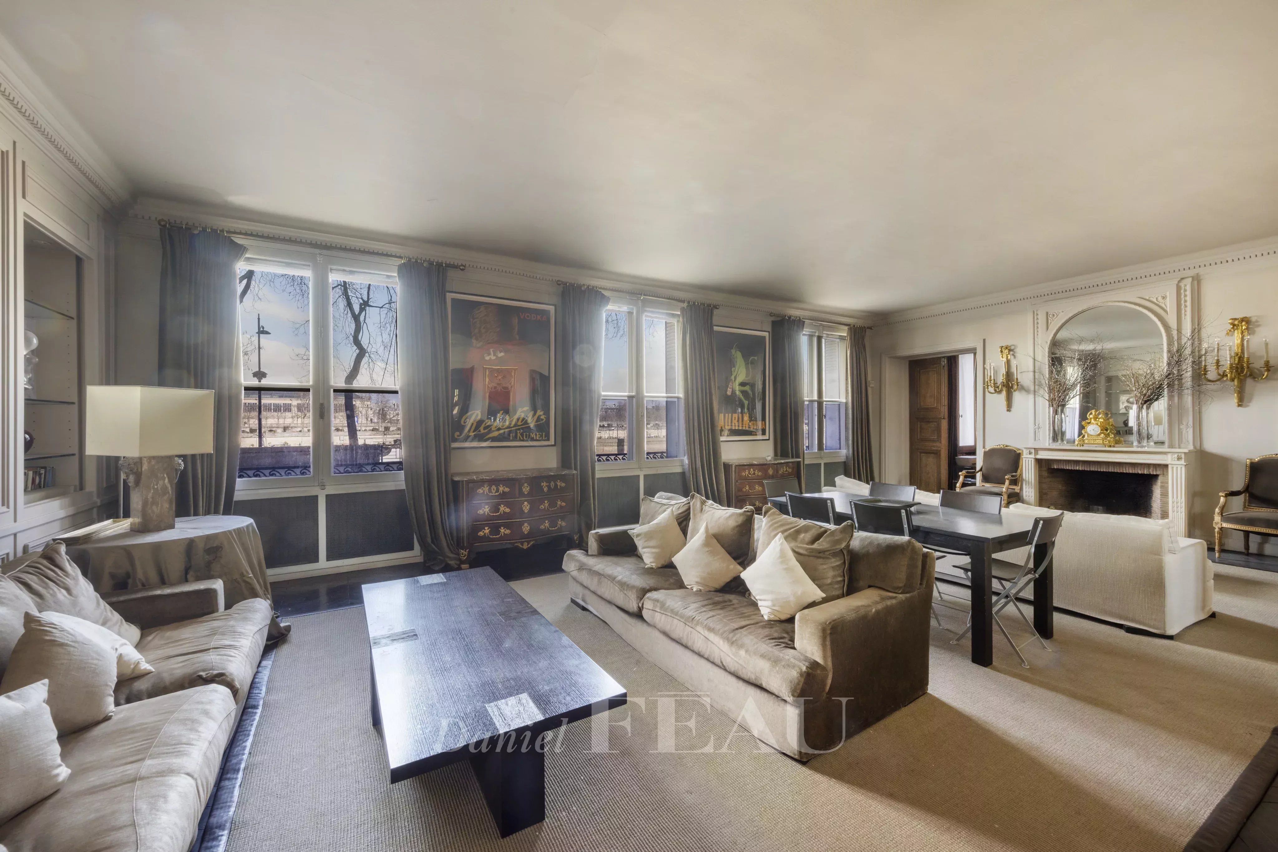 Sale Apartment Paris 7th