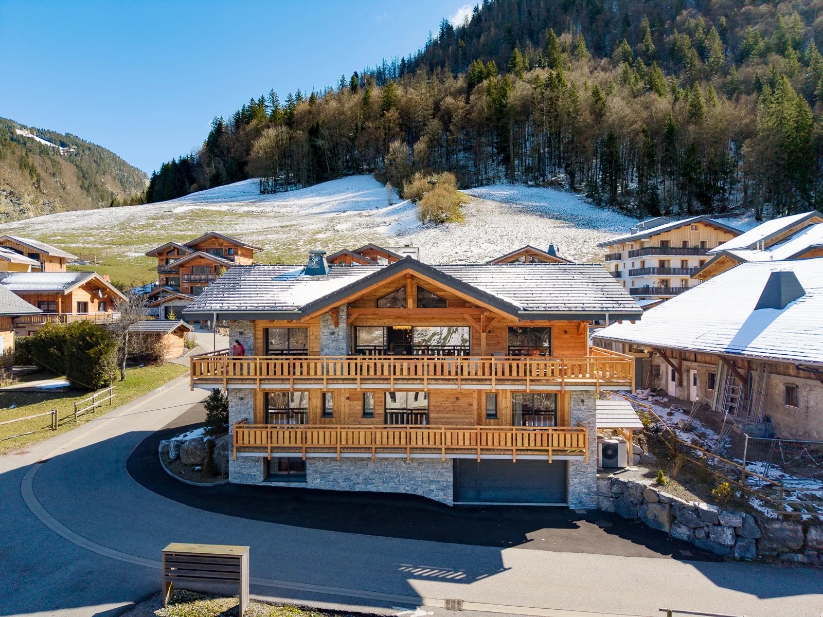 Photo of MORZINE– Brand new luxury chalet