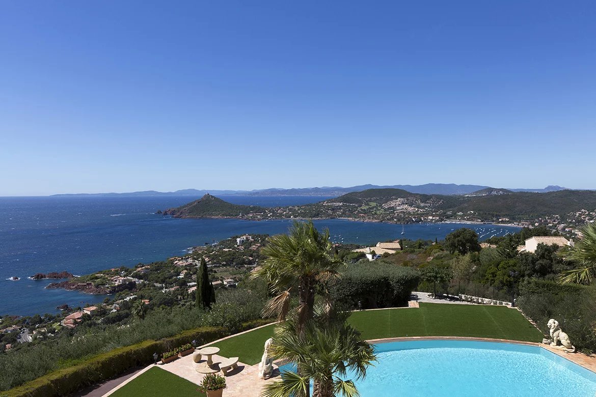 Sale Villa Agay