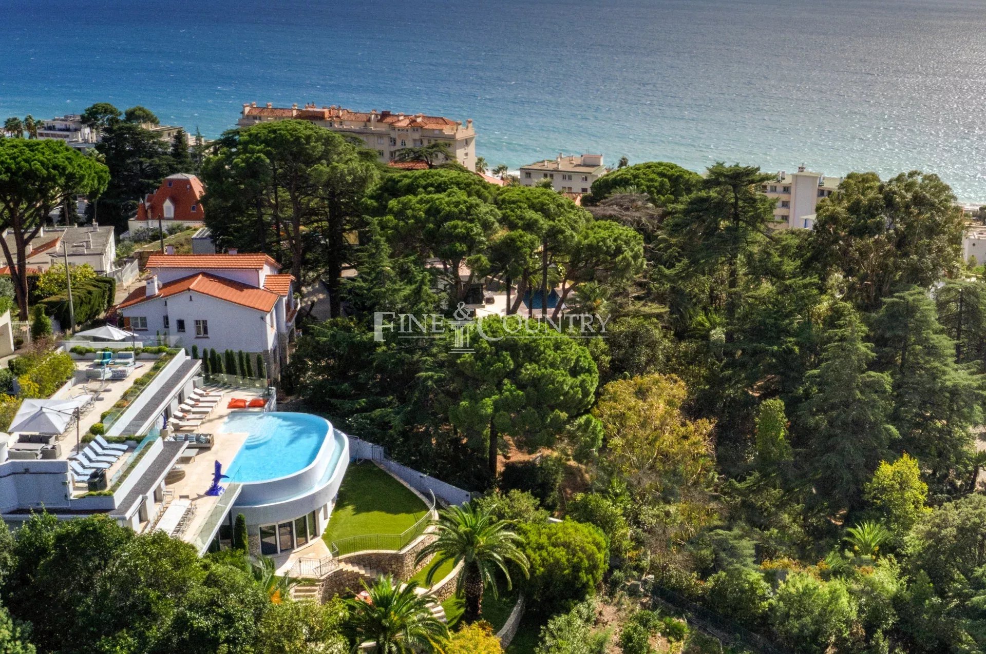 Photo of Villa for sale Cannes with sea view