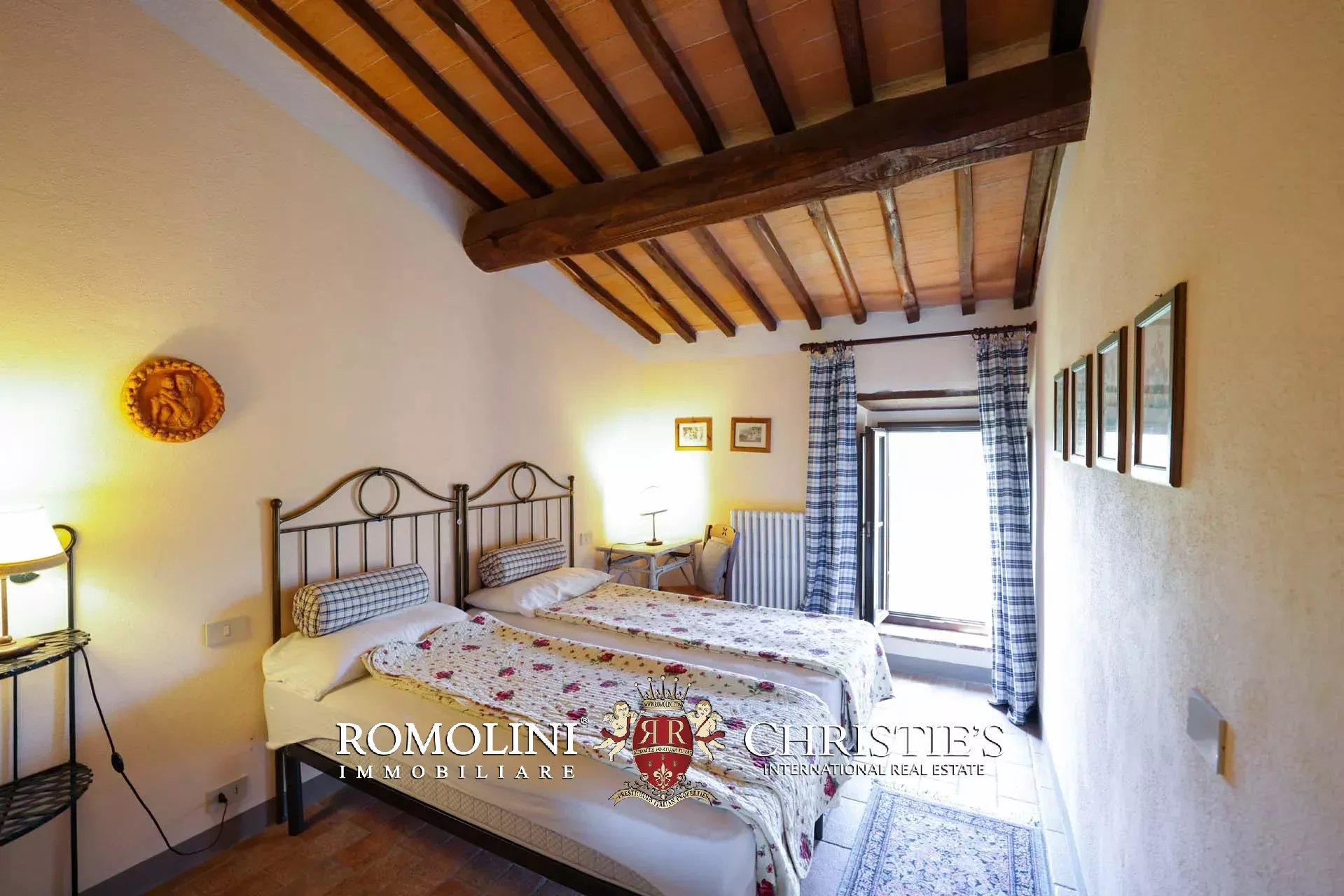19 Bedroom Villa/Townhouse's Image 37