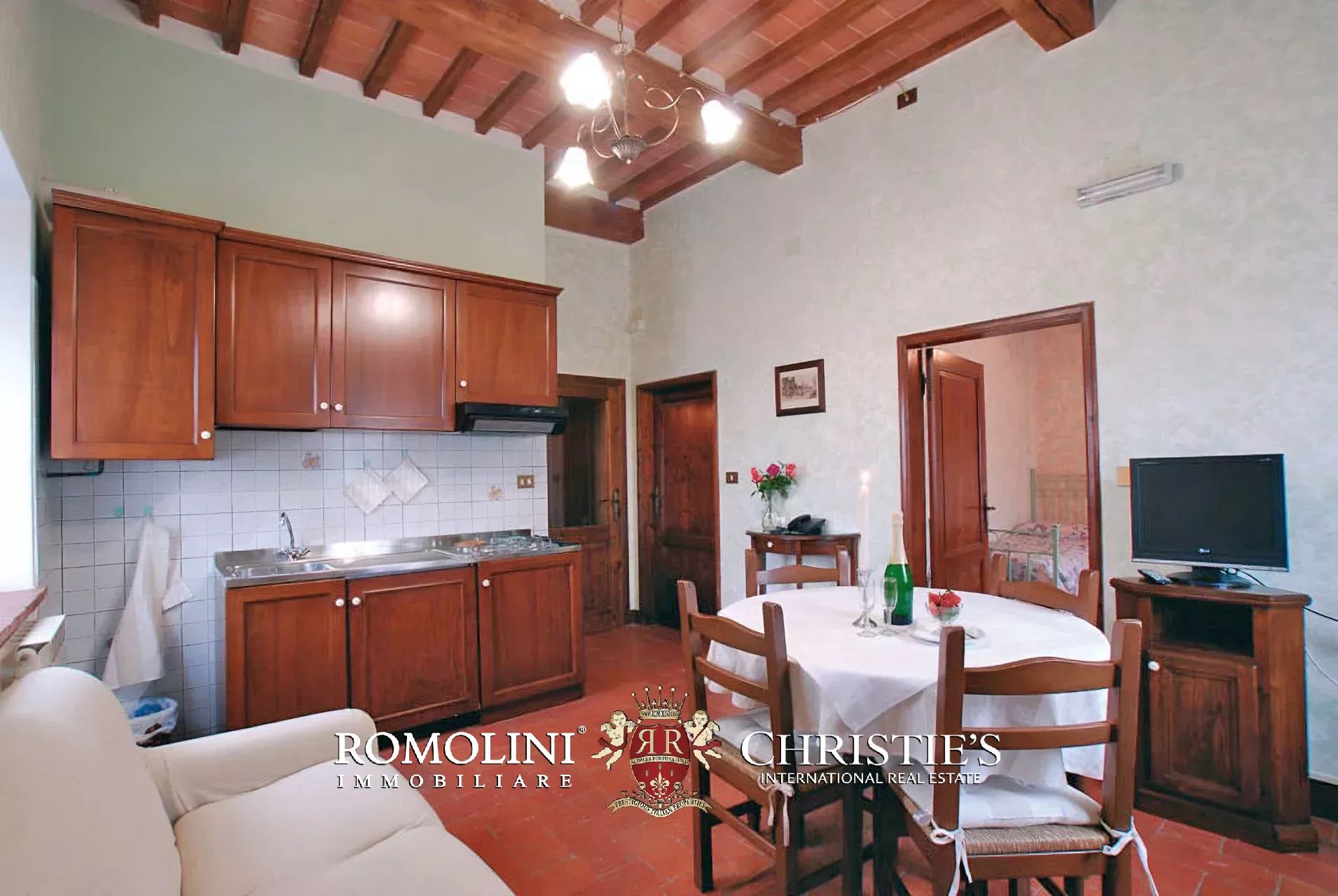 32 Bedroom Villa/Townhouse's Image 38