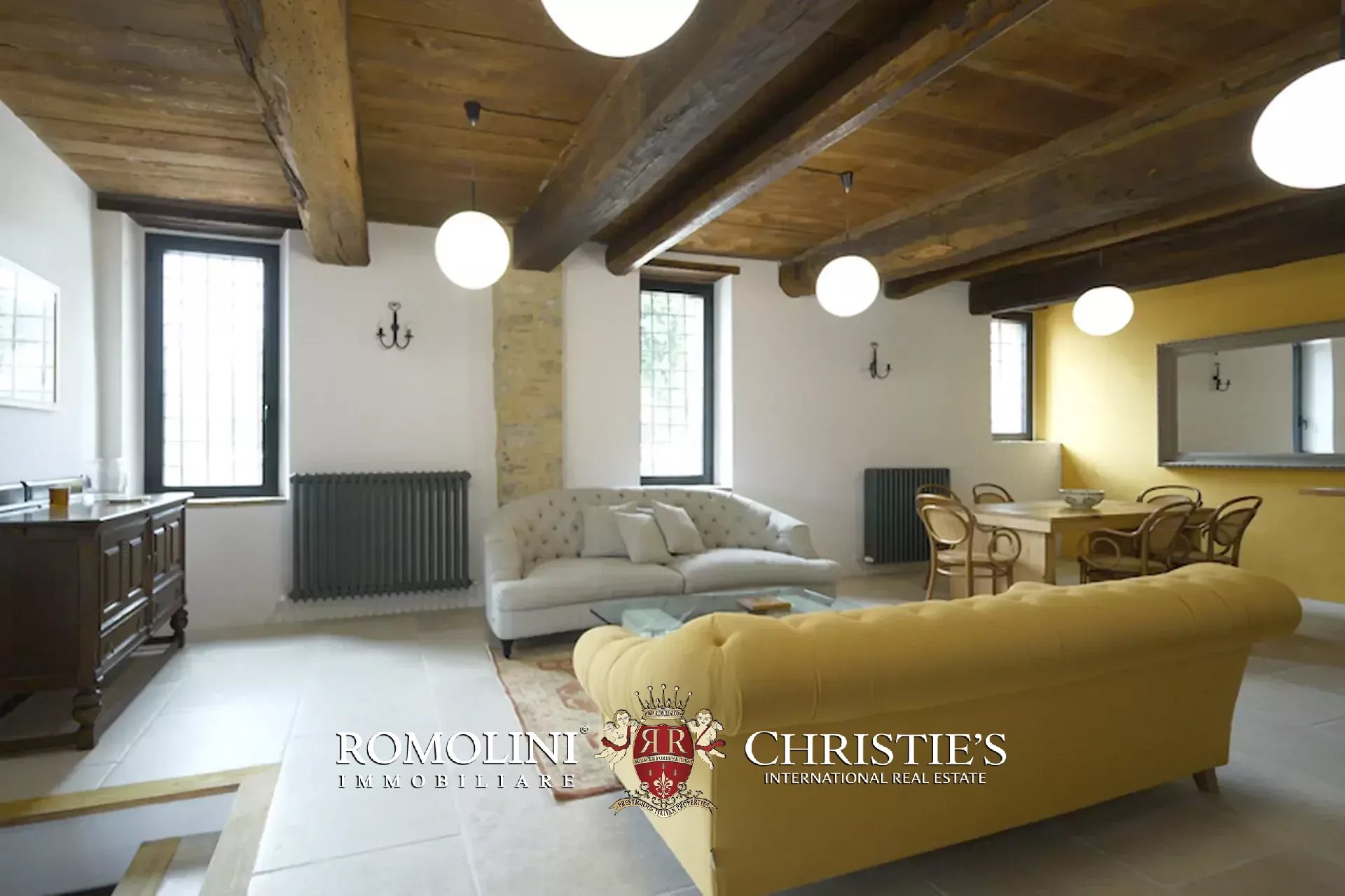 11 Bedroom Villa/Townhouse's Image 30