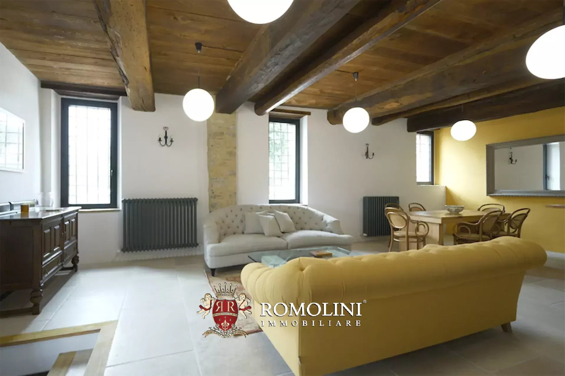 BORGO RISTRUTTURATO CON PISCINA IN VENDITA A UMBERTIDE