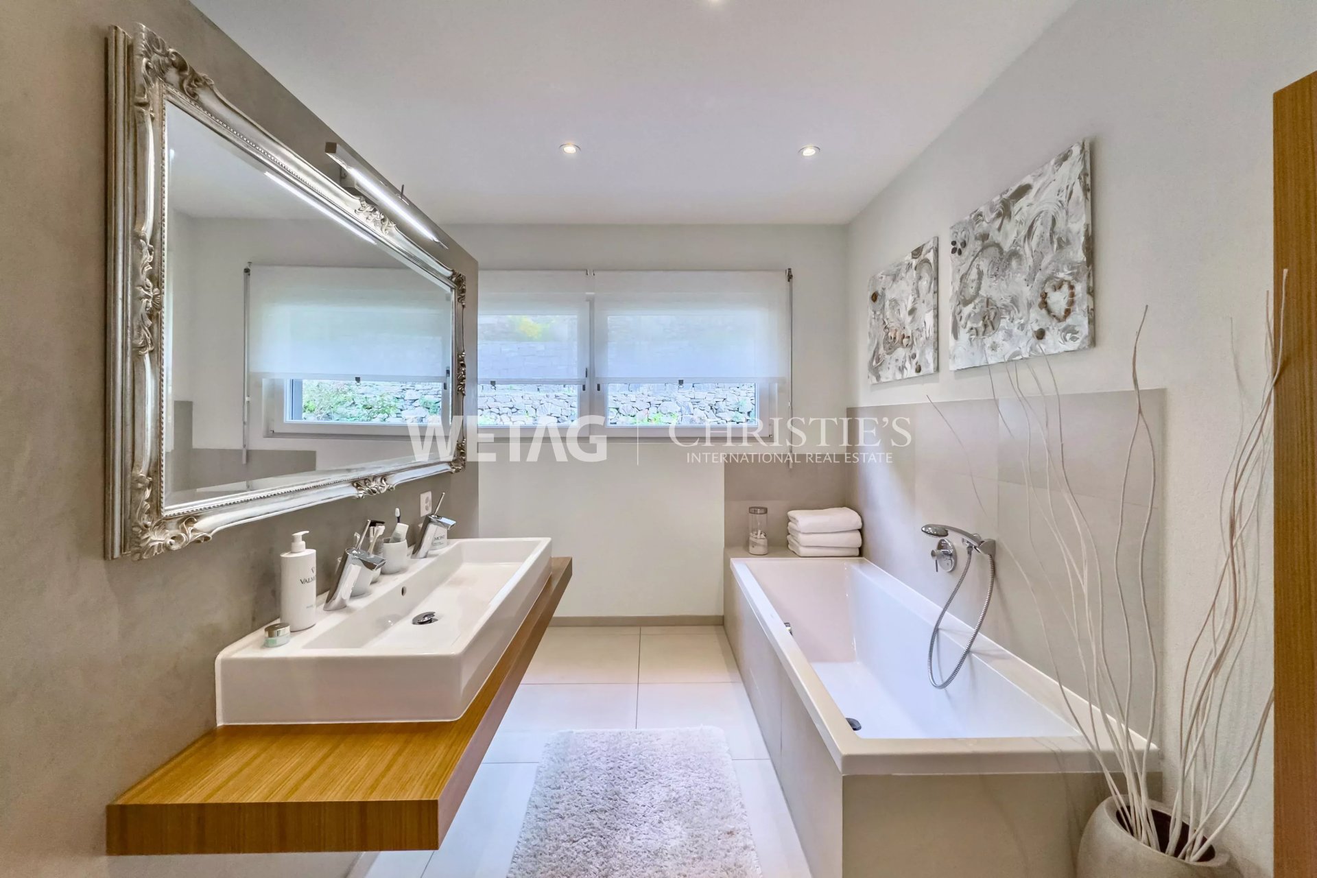3 Bedroom Villa/Townhouse's Image 3