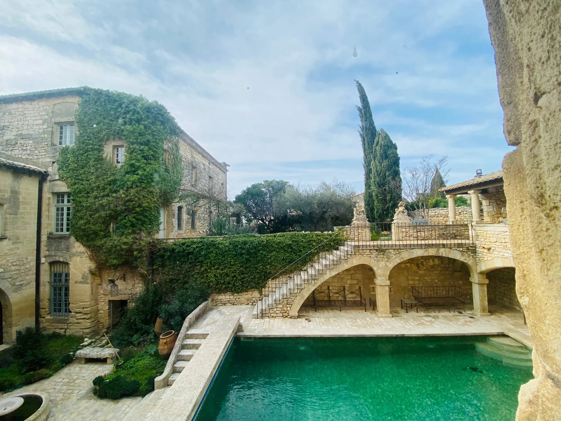 Stunning Chateau, nestled in a charming hilltop village