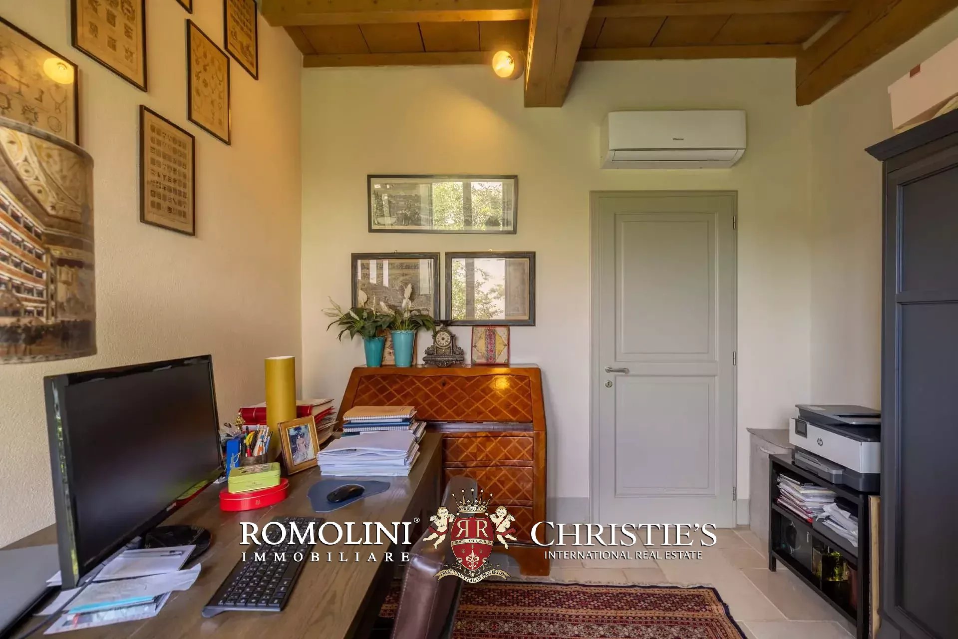 3 Bedroom Villa/Townhouse's Image 33