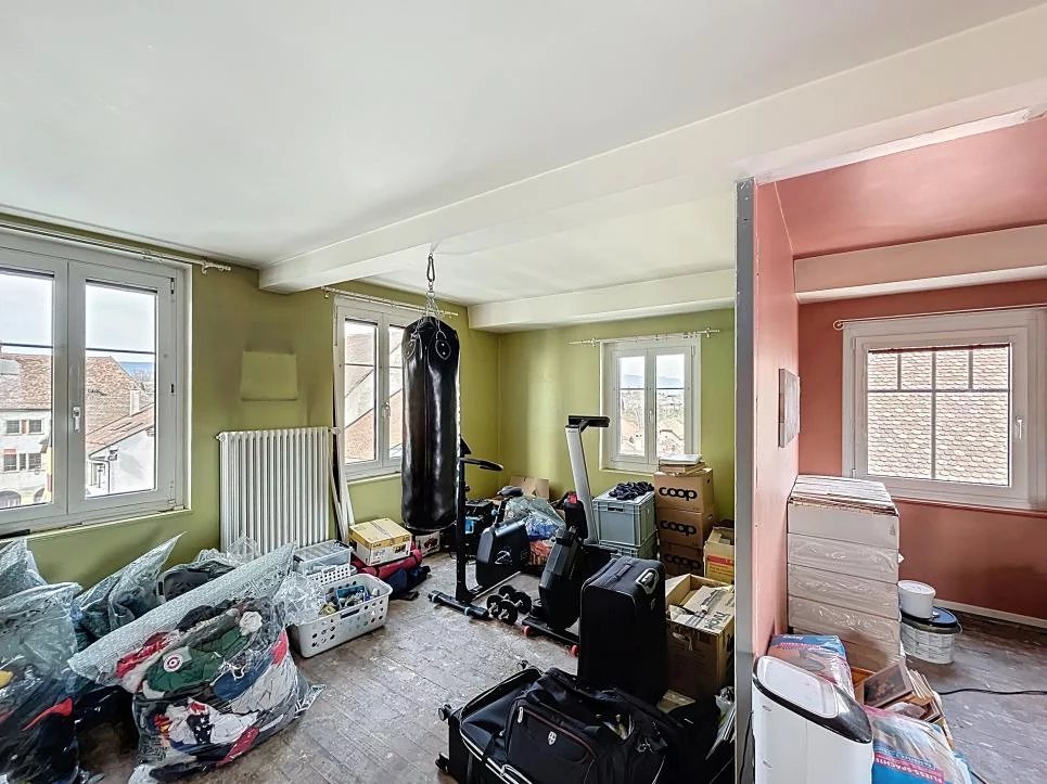 Grande maison à rénover au cœur du village ! Magnifique vue !