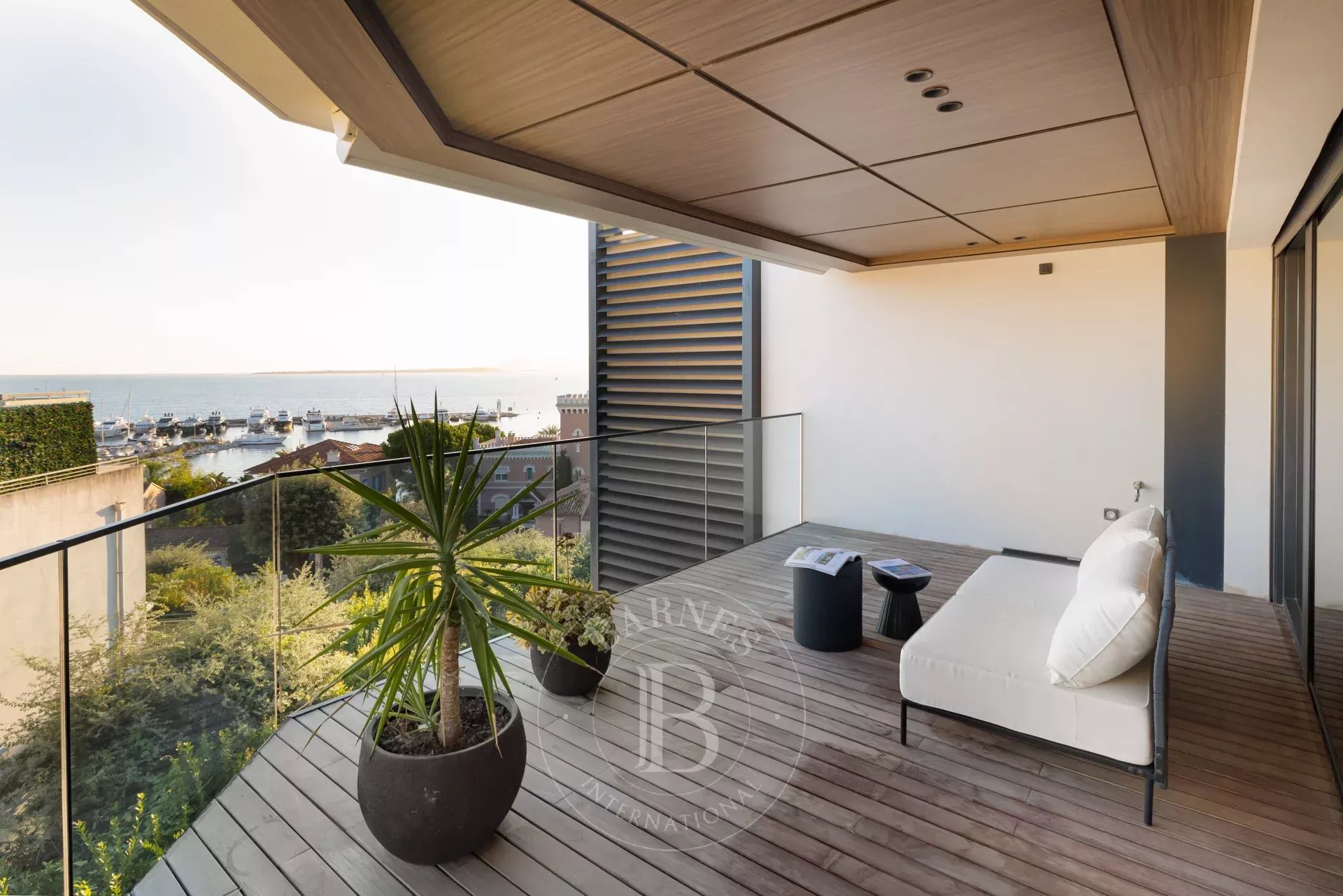 CAP D'ANTIBES - PENTHOUSE - PANORAMIC SEA VIEW -  SWIMMING POOL - picture 9