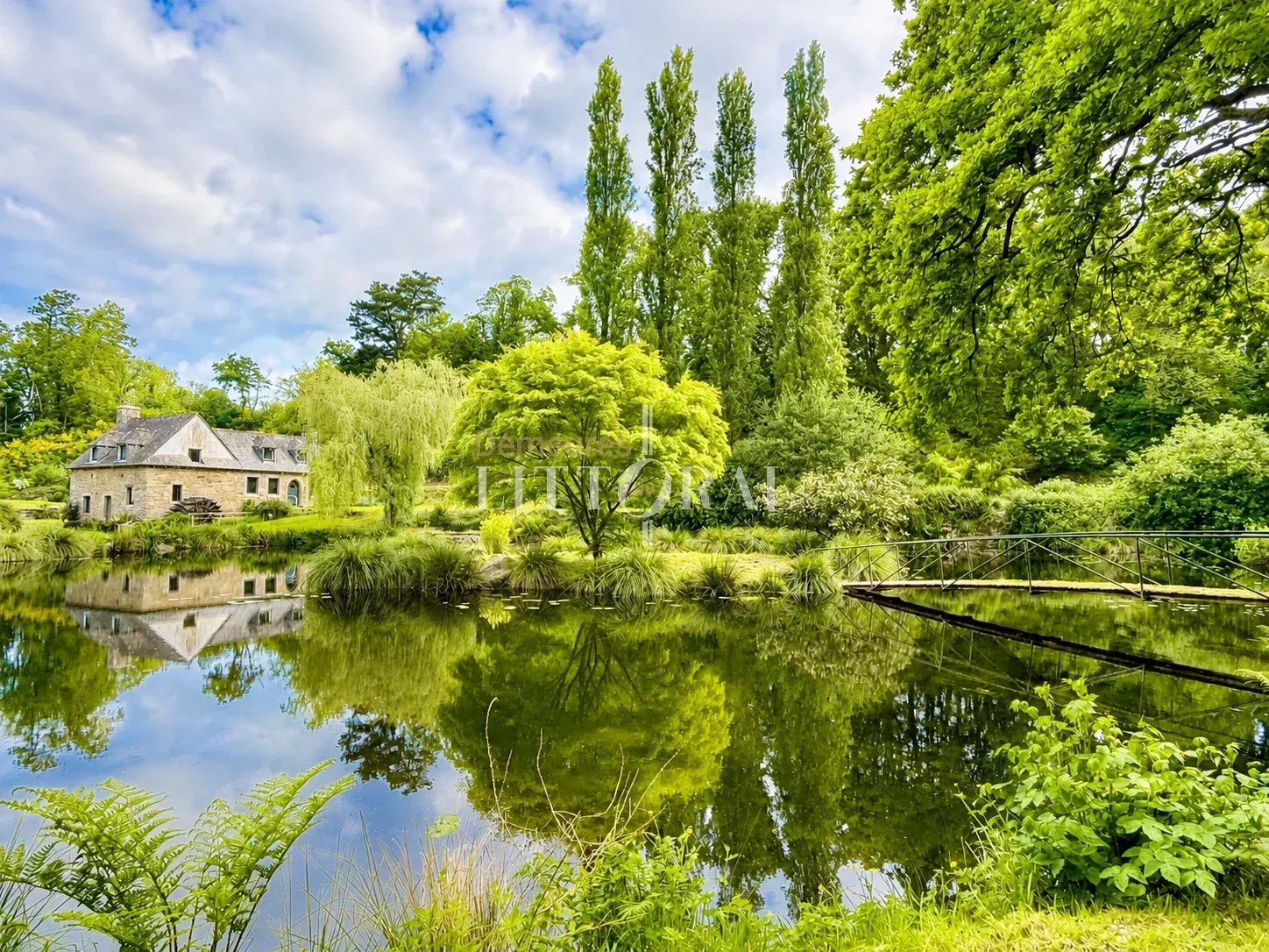 Moulin à eau du XVIIIème dans un parc enchanteur de 4 hectares