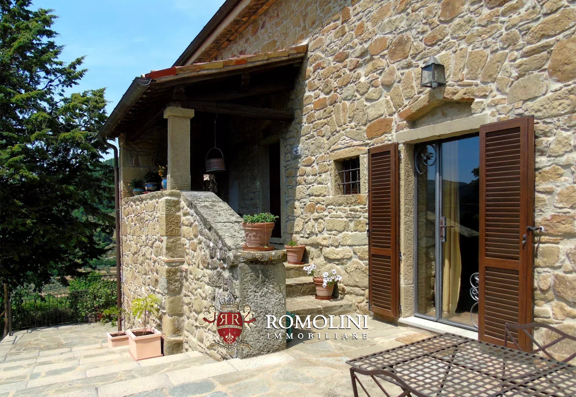 11 Bedroom Villa/Townhouse's Image 8