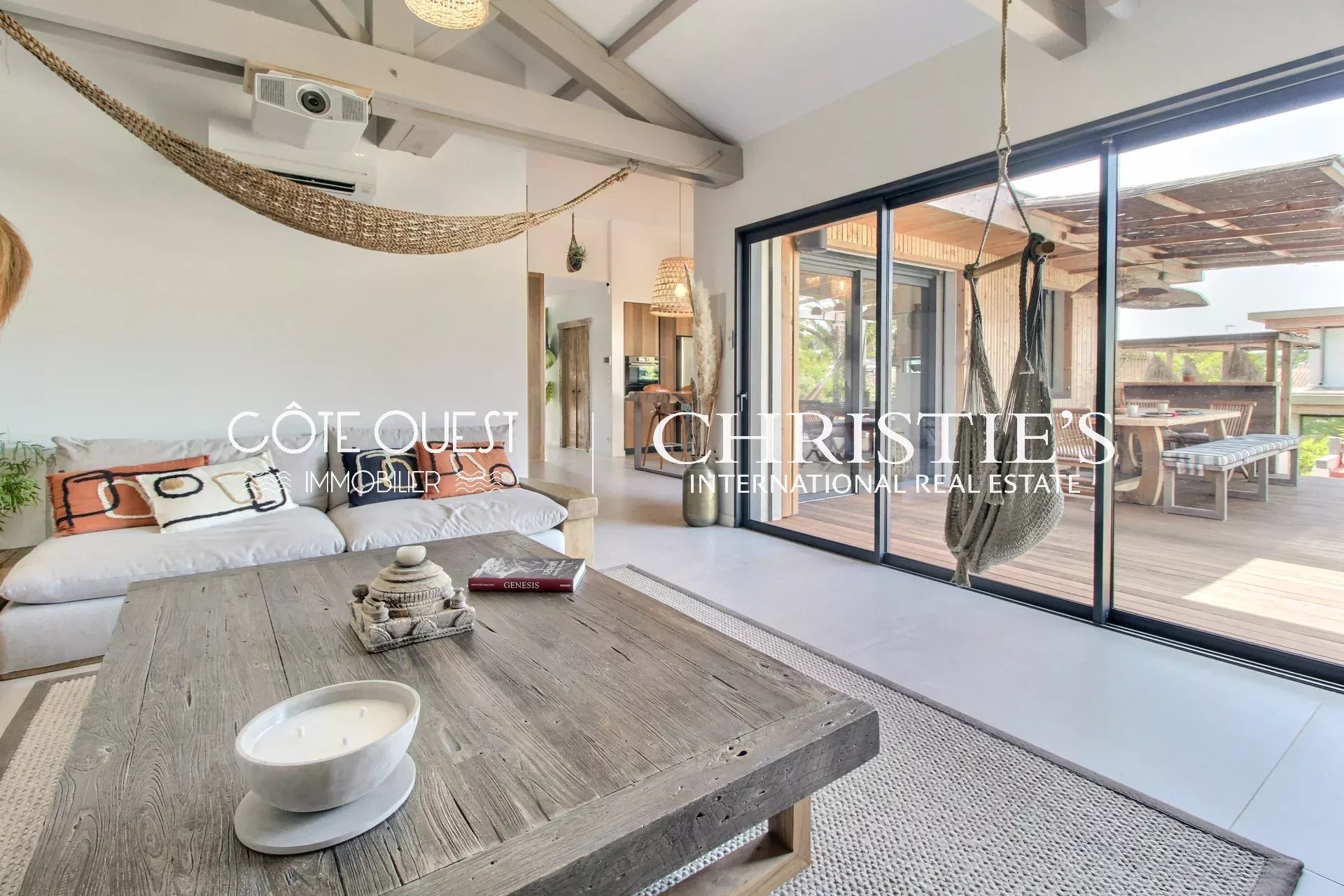 3 Bedroom Villa/Townhouse's Image 3