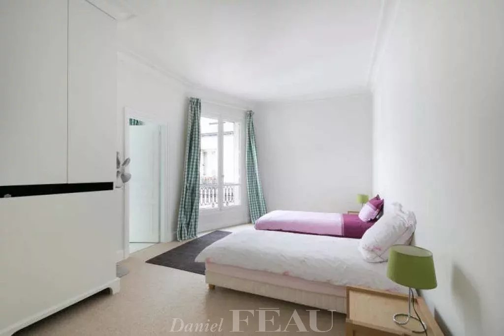 Location Appartement Paris 7ème