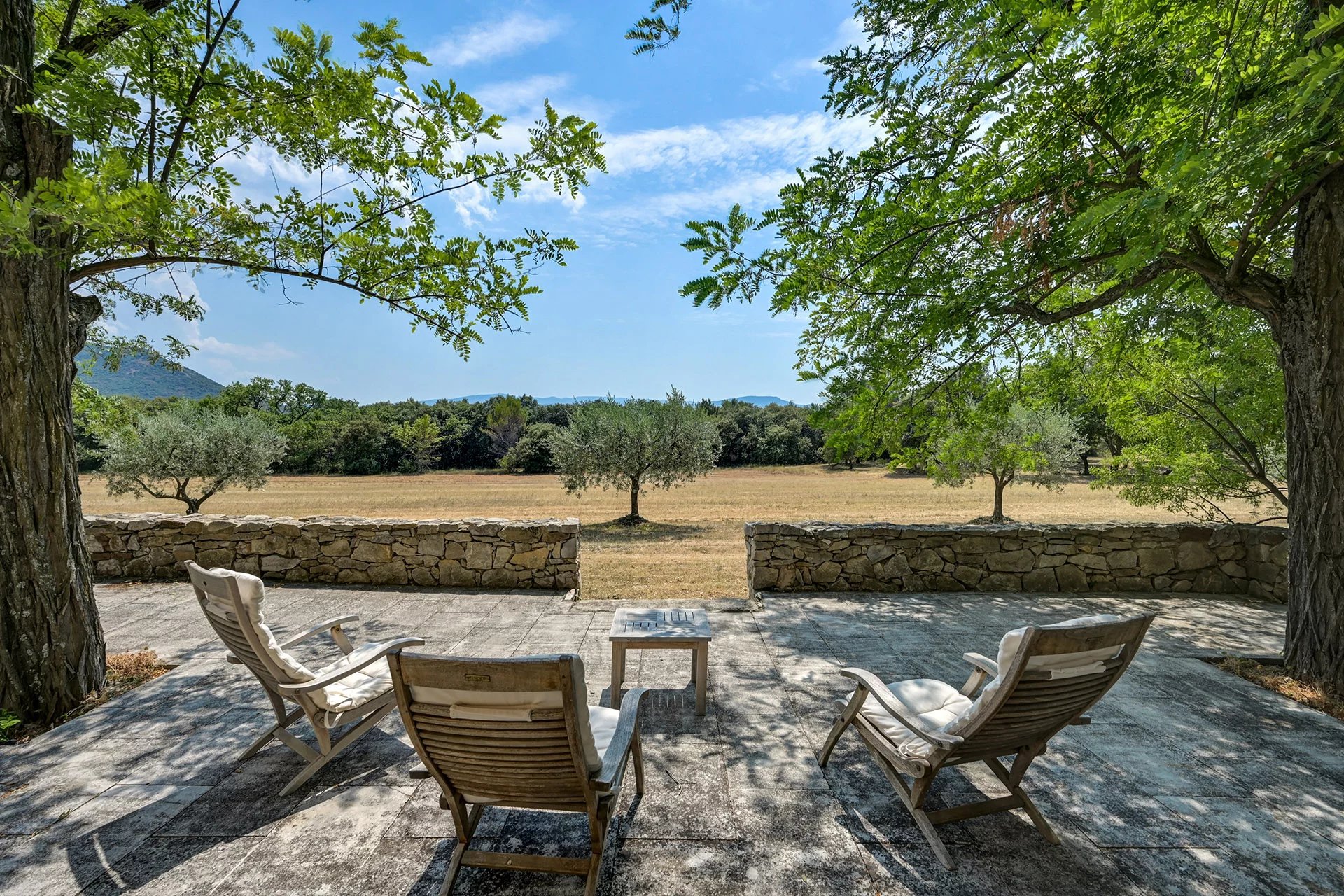 À 30 minutes d'Aix-en-Provence – Authentique bastide du XIXᵉ siècle au cœur d'un domaine de plus de 5 hectares