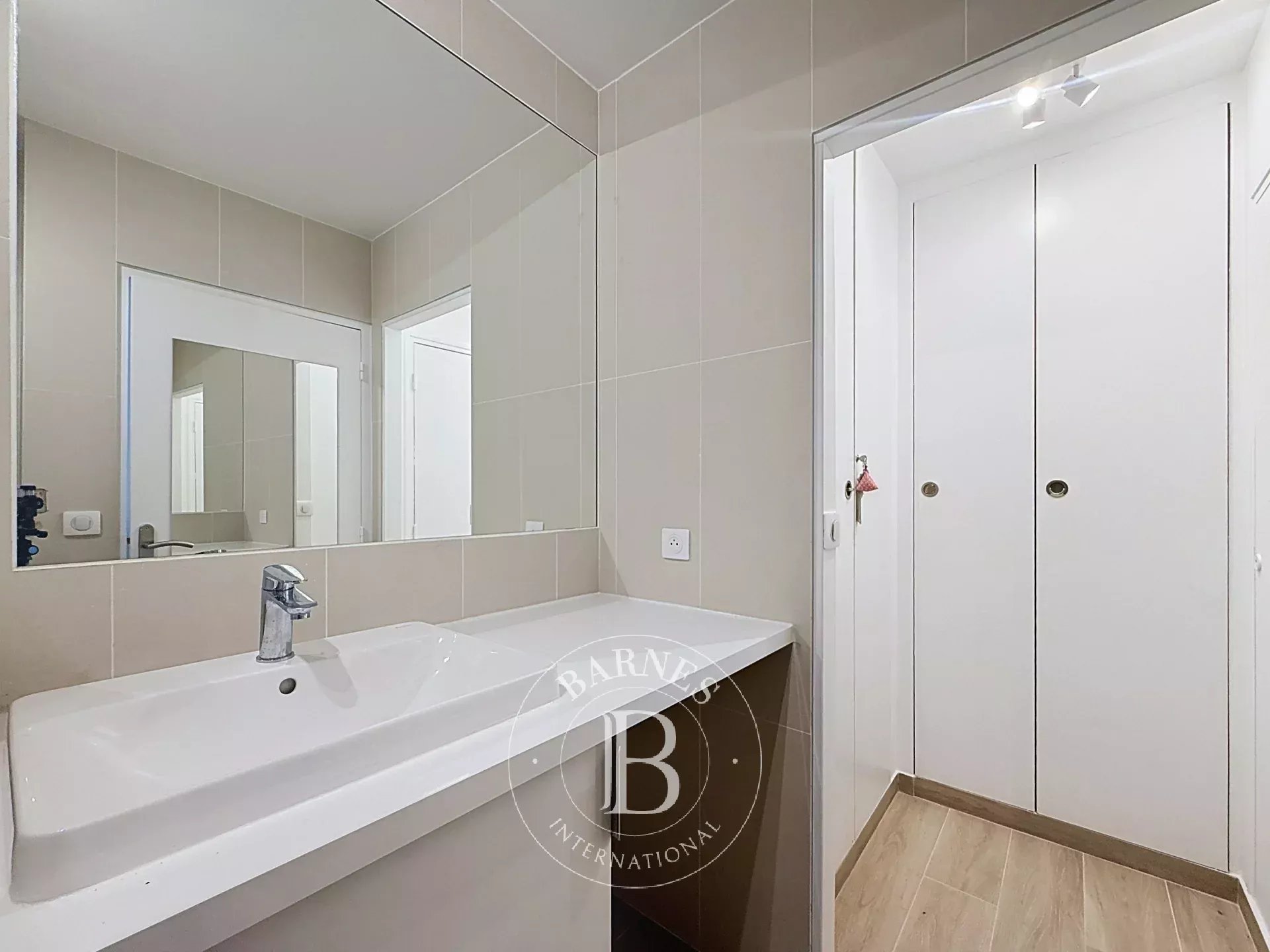 Neuilly-sur-Seine  - Piso 3 Cuartos 2 Habitaciones - picture 10