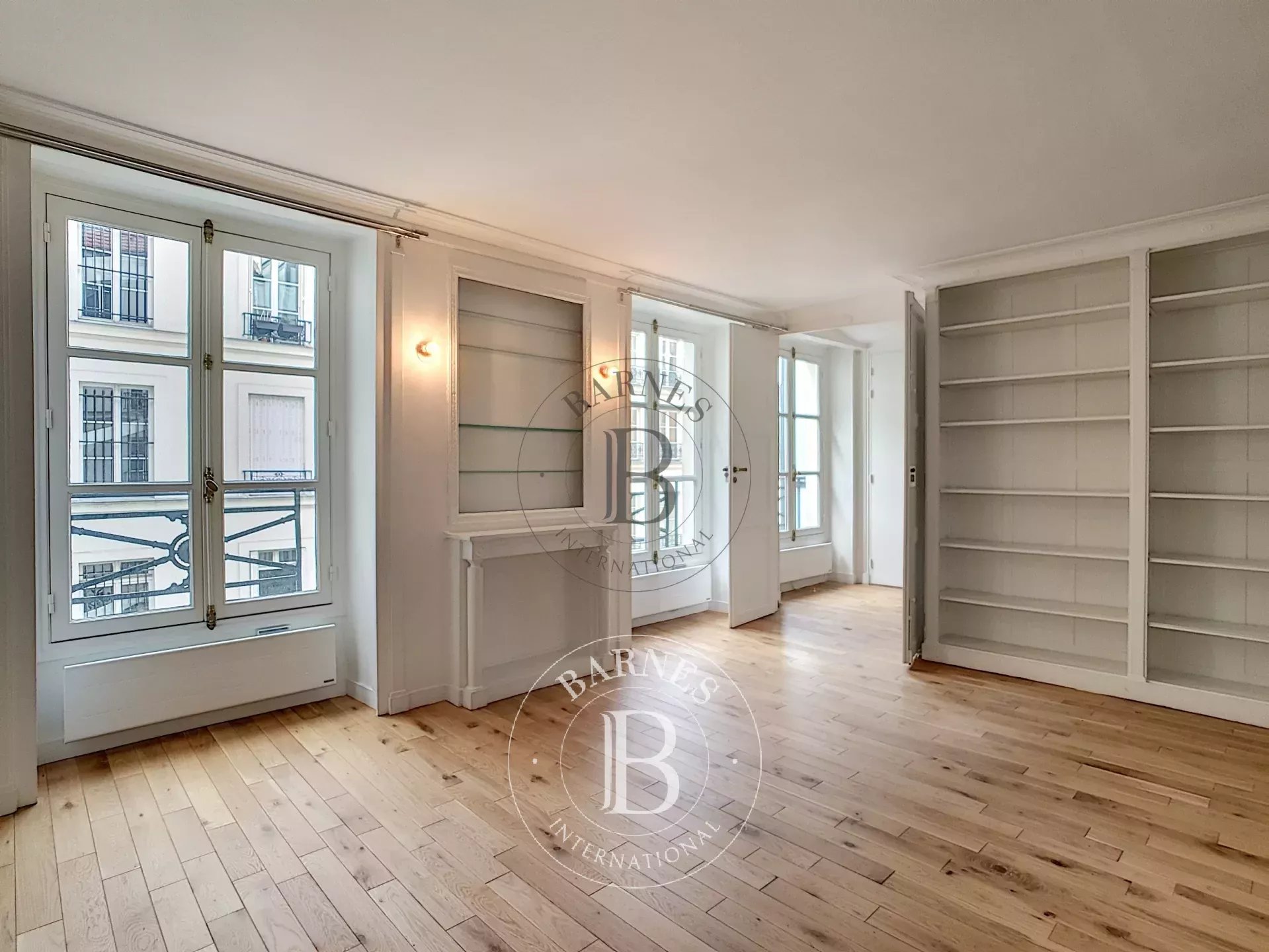 Daire Paris 8ème - picture 5