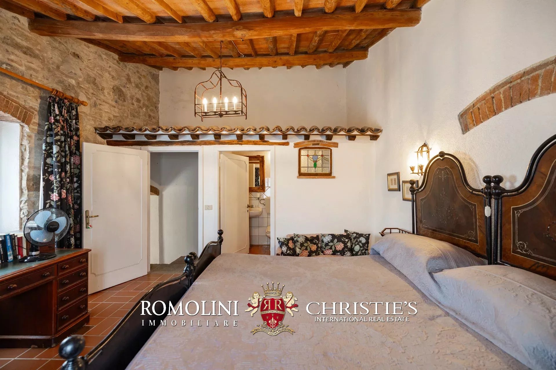 19 Bedroom Villa/Townhouse's Image 55