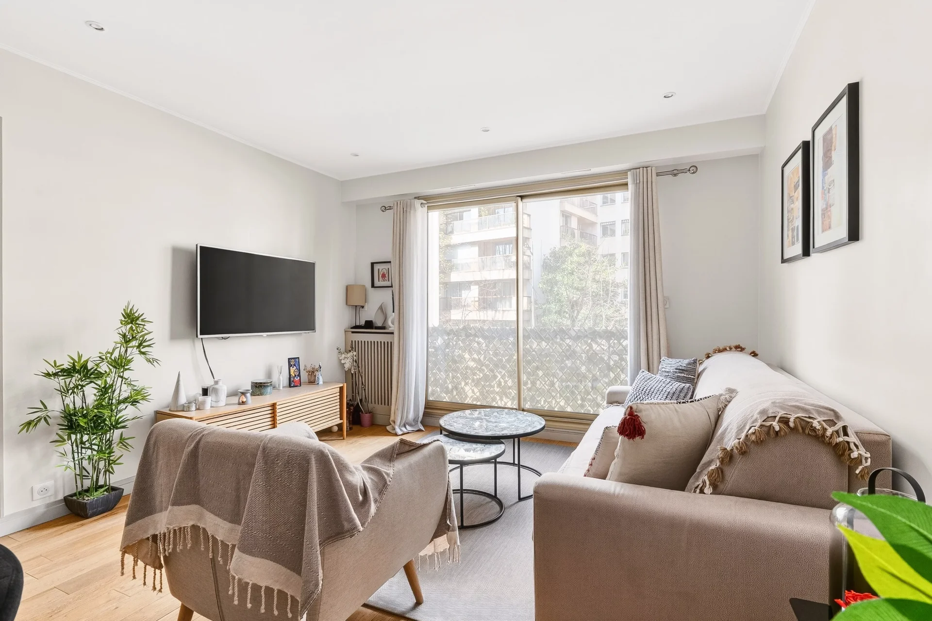 Paris 17e - PORTE MAILLOT / NEUILLY